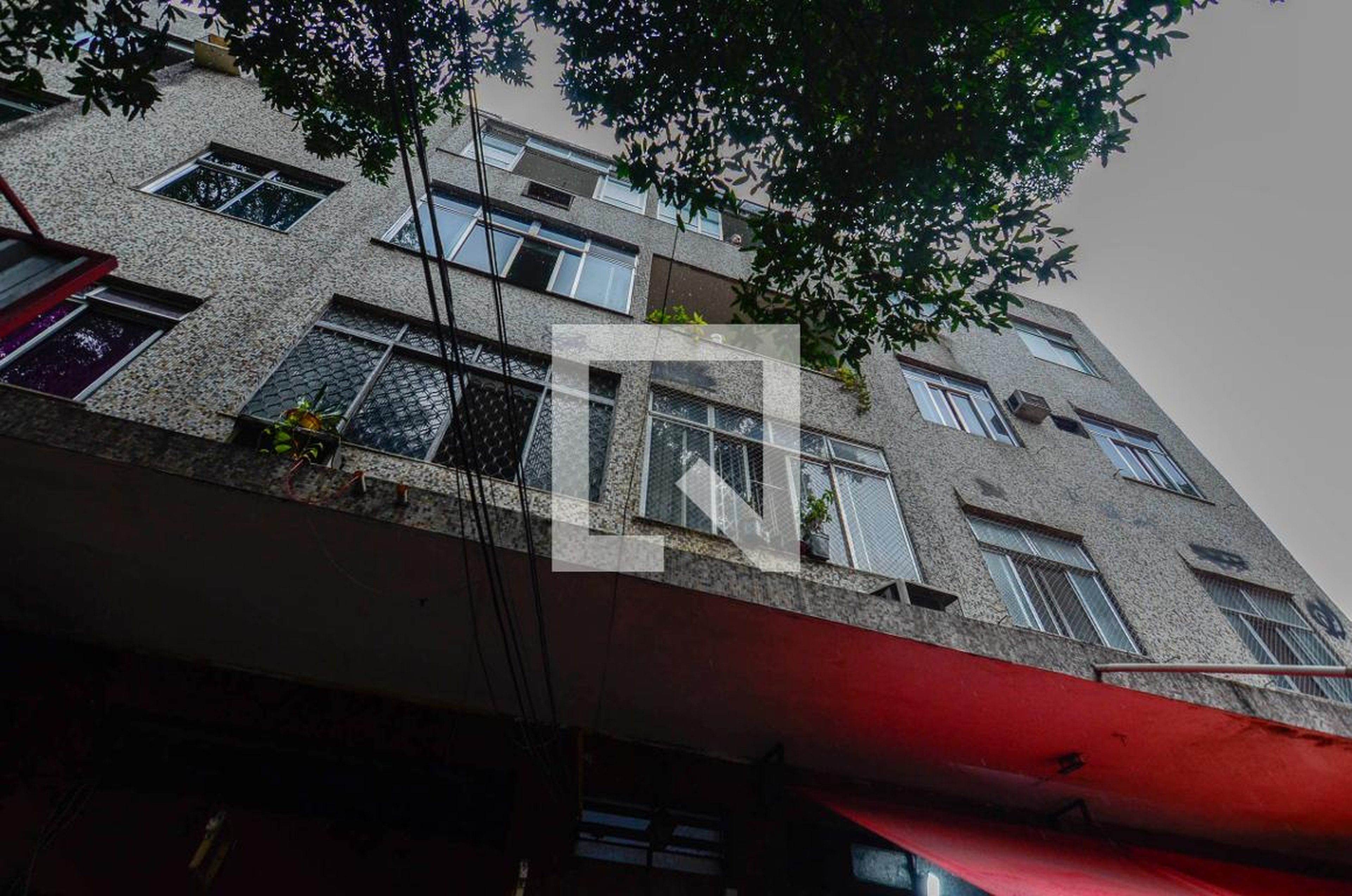 Fachada Condomínio em Rua Luíz Gama, 05