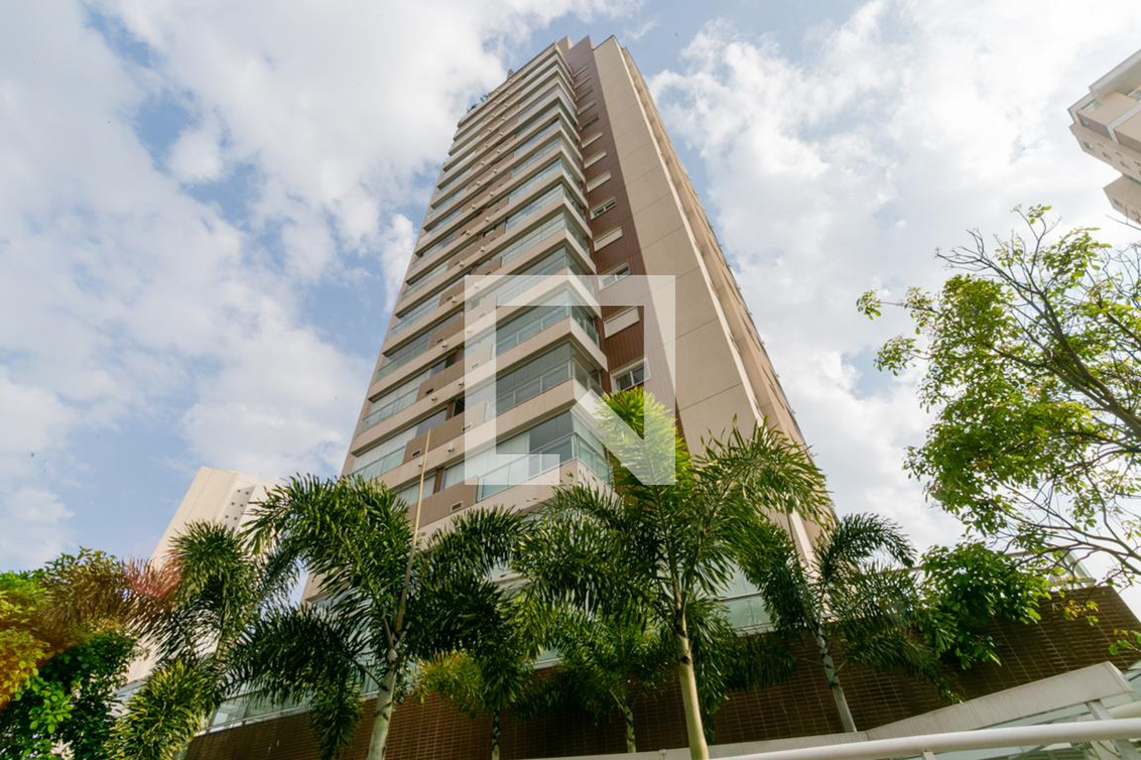 Fachada do prédio Condomínio Praça DAmoreira