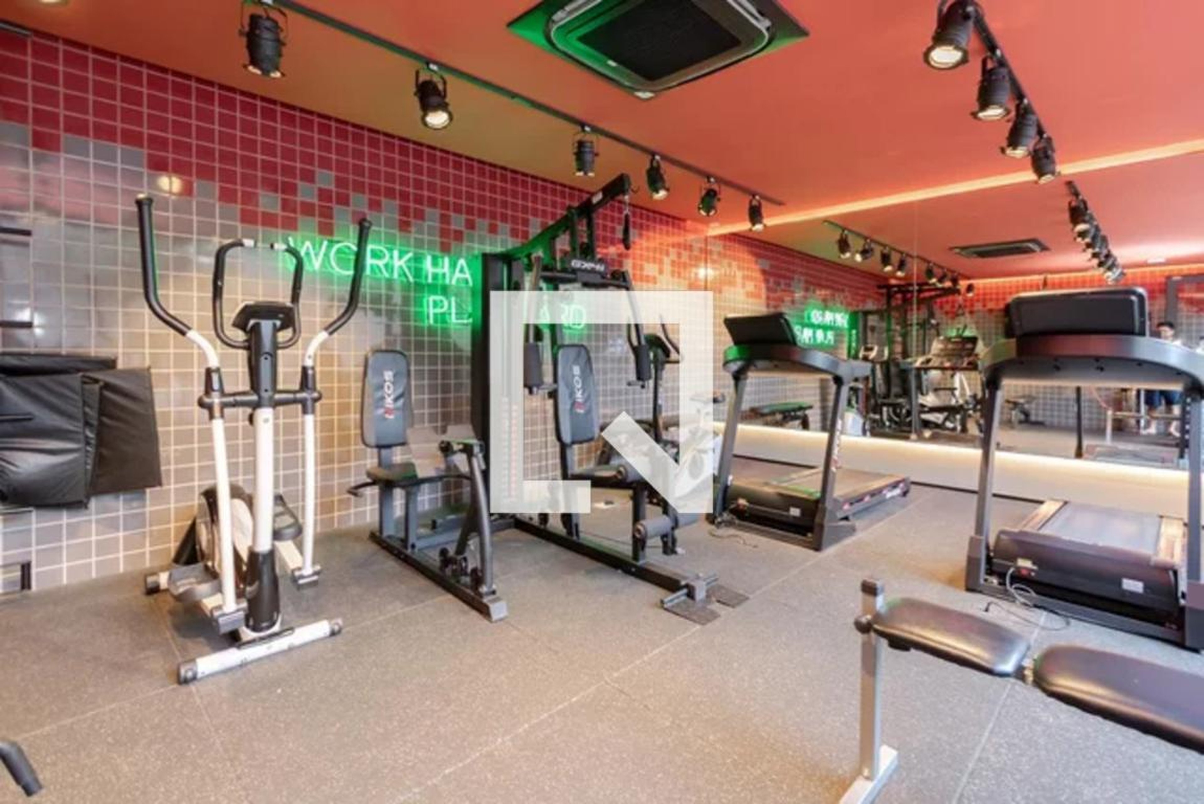 Academia - Charlie Acomodações - Charlie Brooklyn Studios