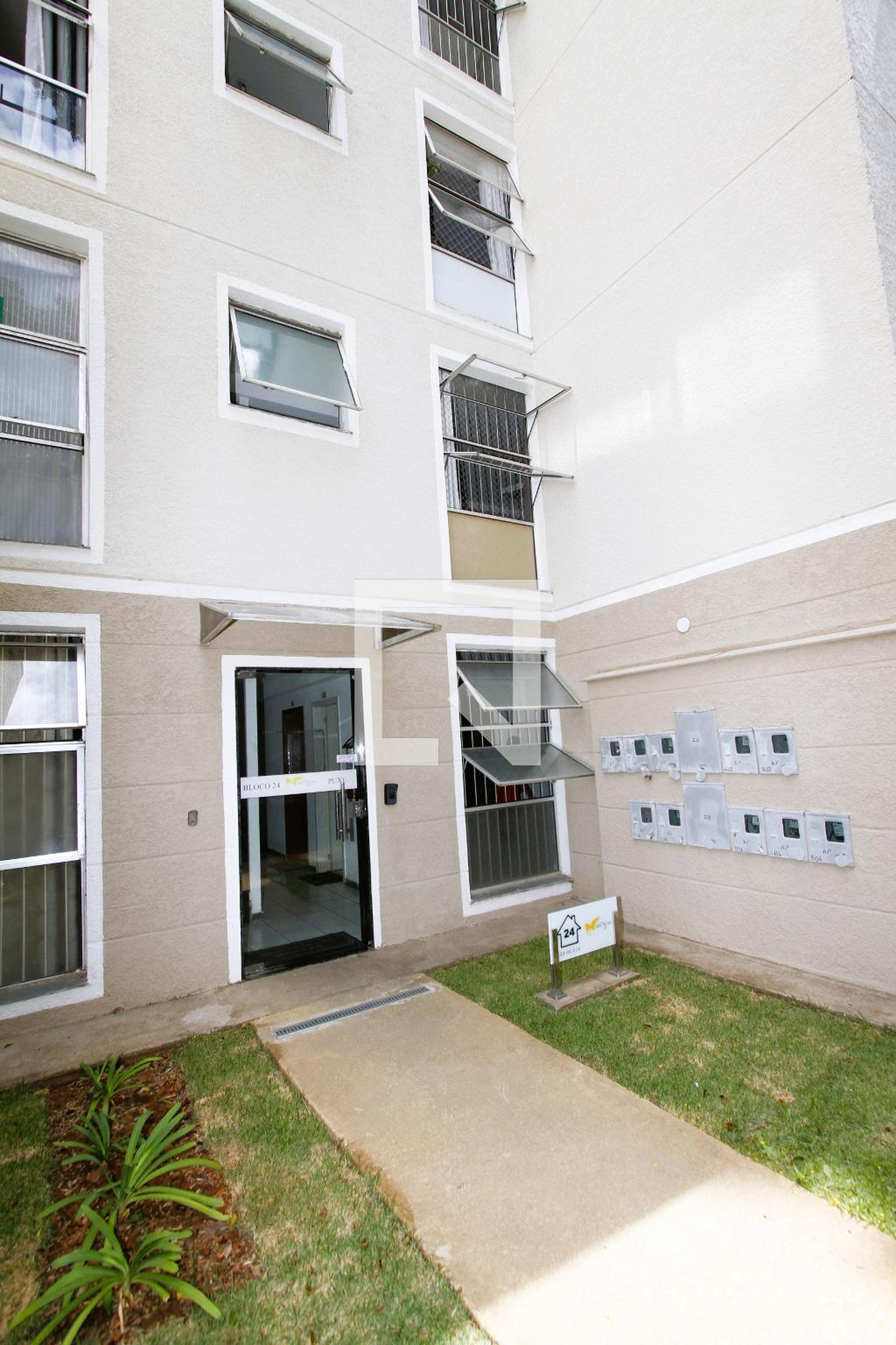 Hall - Assunção Life