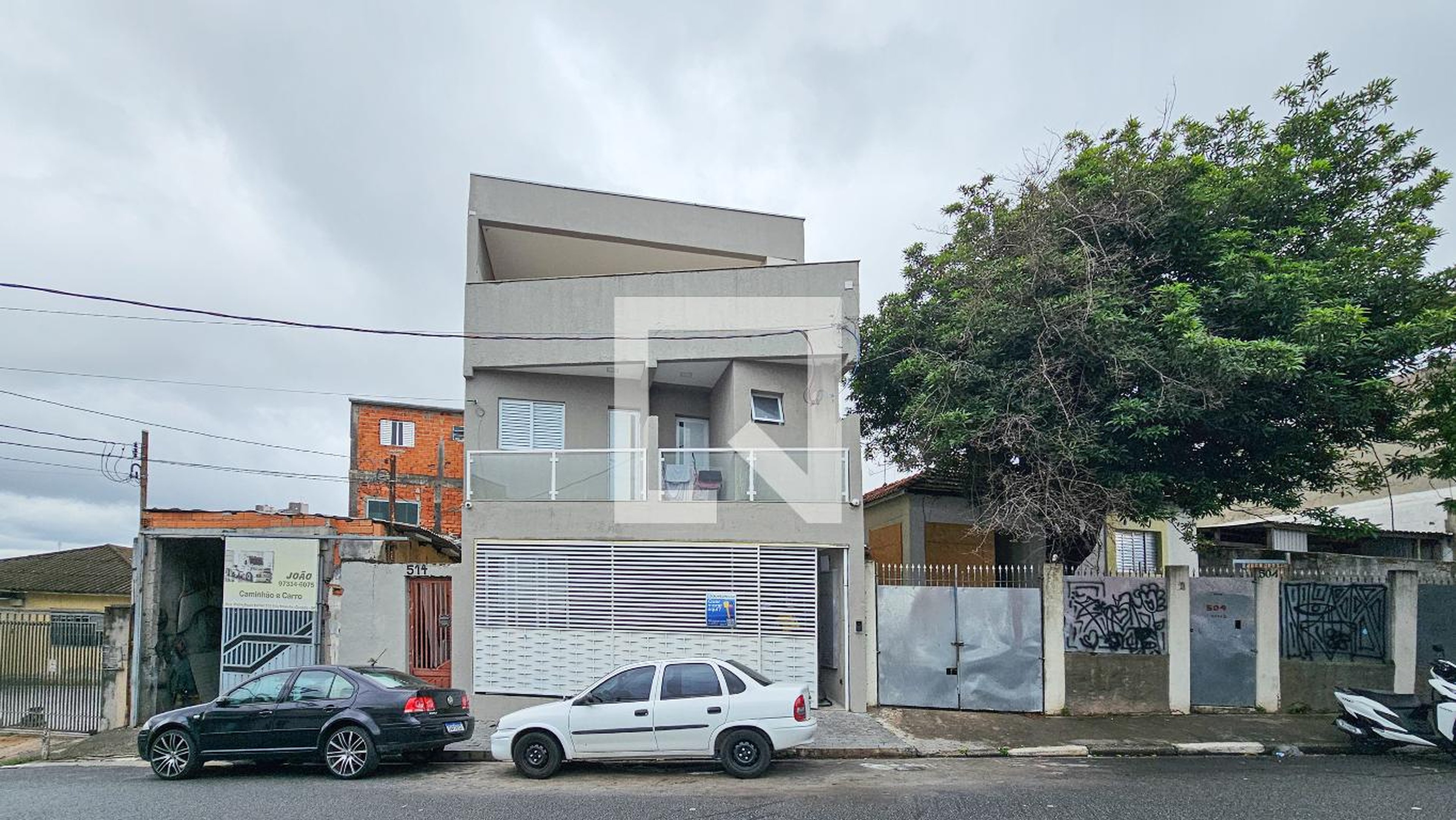 Fachada Condomínio em Rua Padre Paulo Xerdel, 514