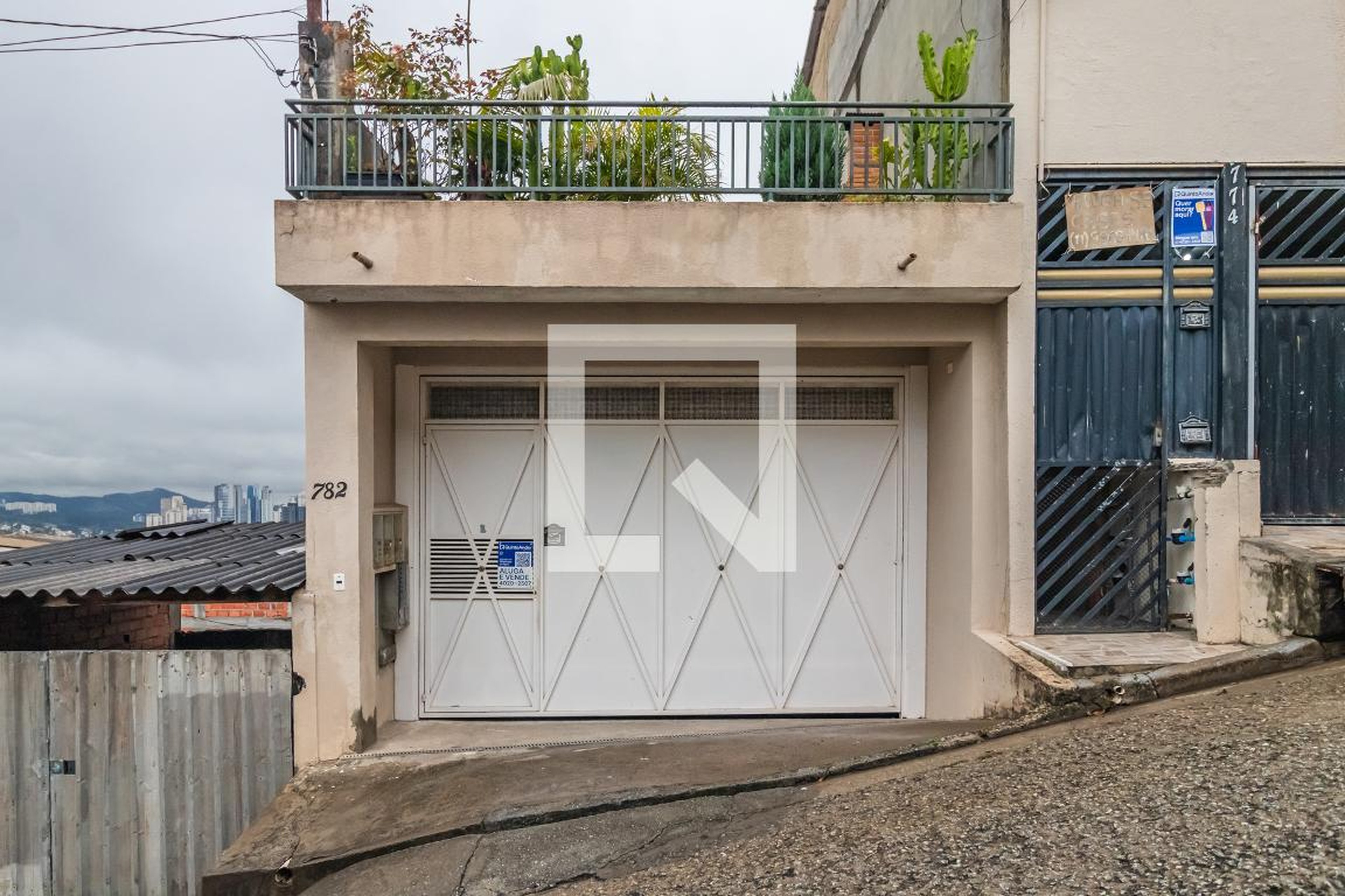 Fachada Condomínio em Rua José Bonifácio, 782