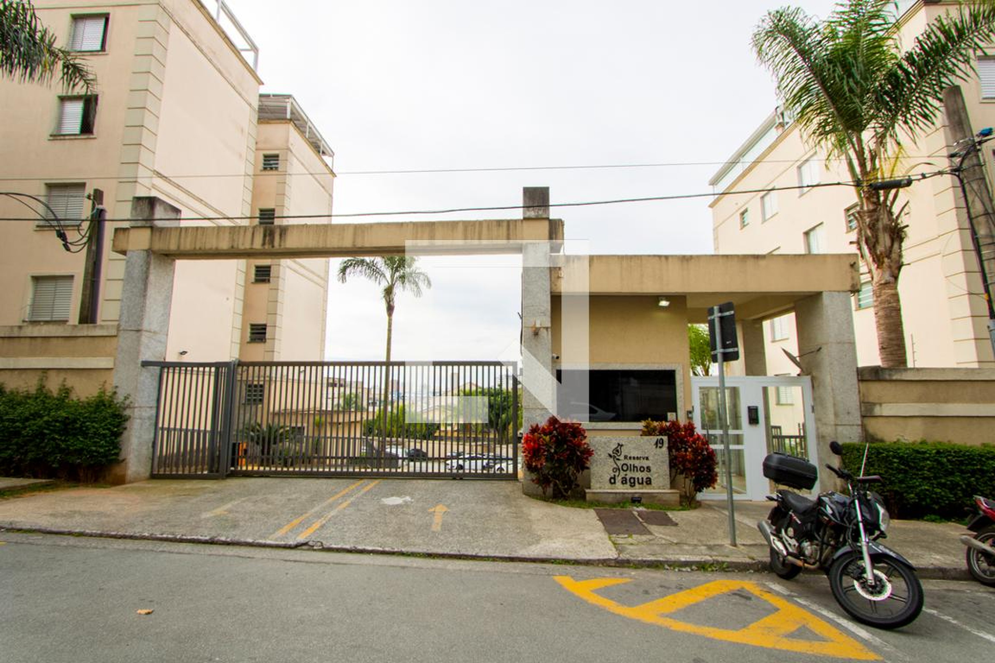 Fachada do condomínio Condomínio Reserva Olhos D´agua