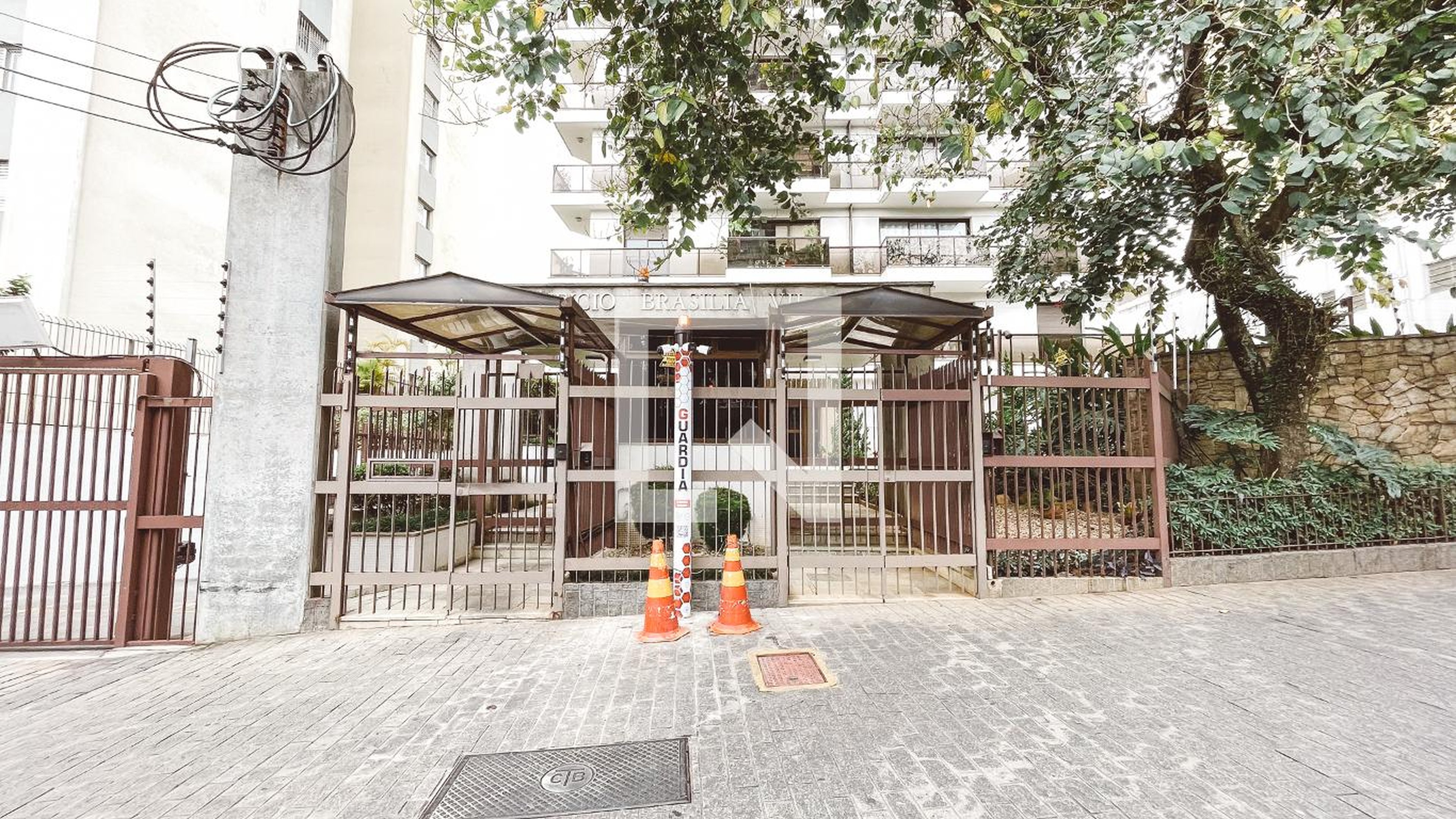 Fachada do Prédio Condomínio Brasilia Vii