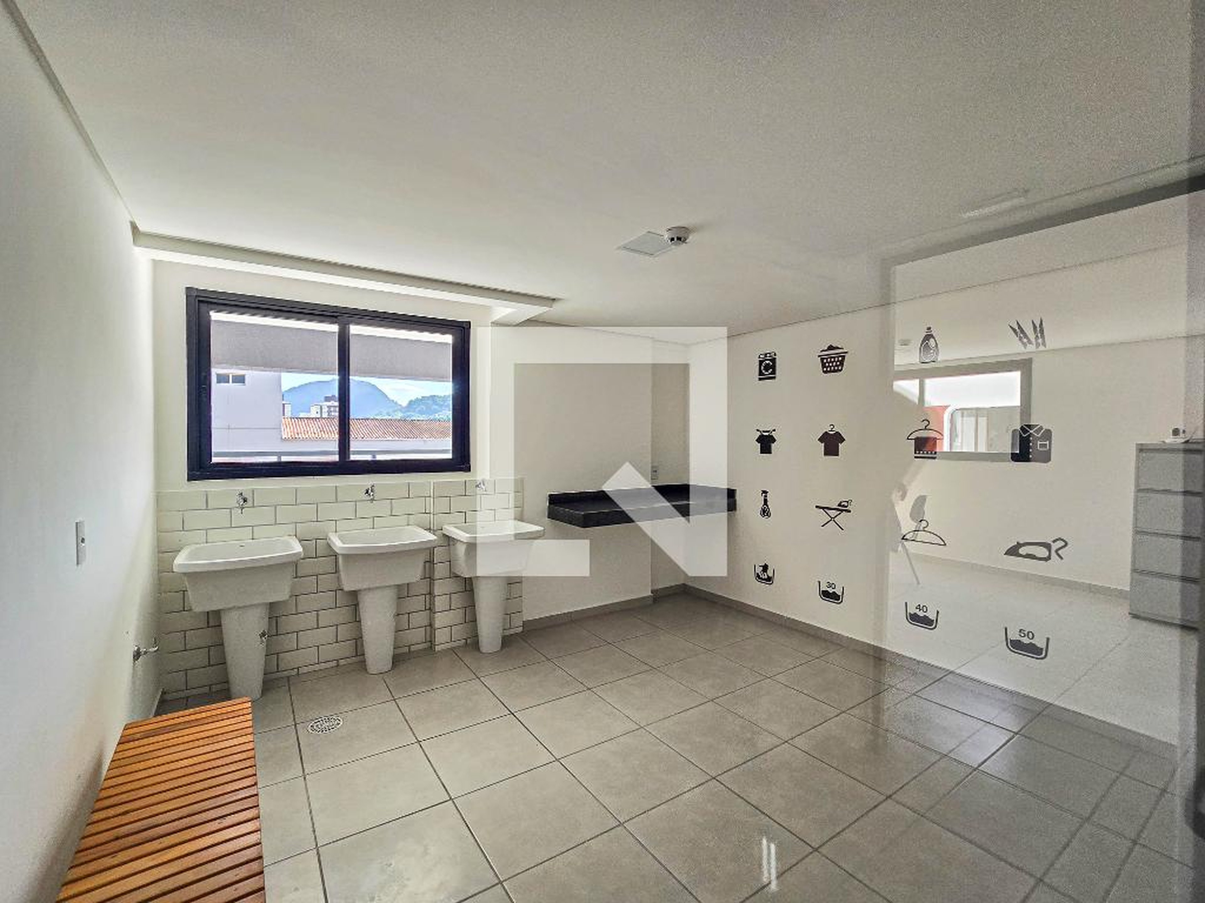 Área comum Condomínio em Rua Oswaldo Cochrane, 6455