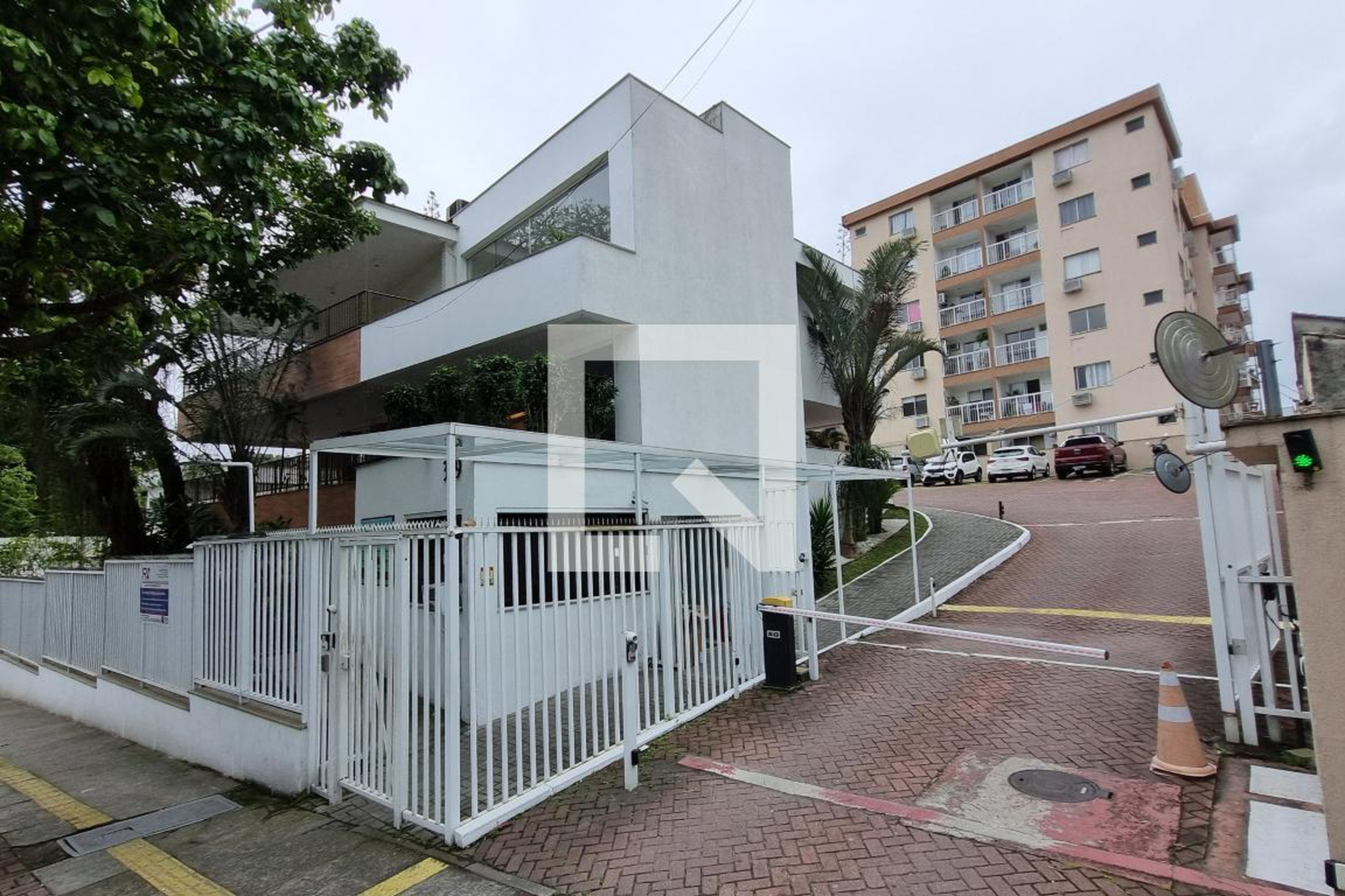 Fachada Condomínio Vale das Paineiras