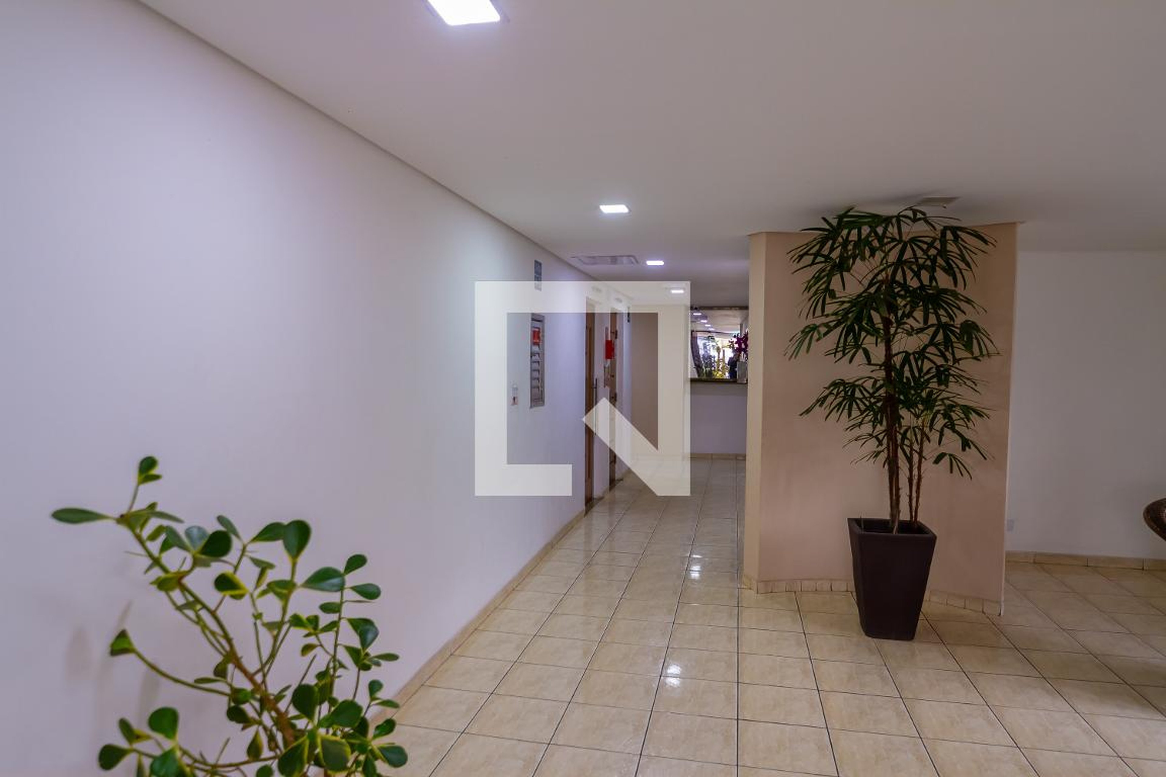 Hall de entrada - Edifício Colina Dampezzo