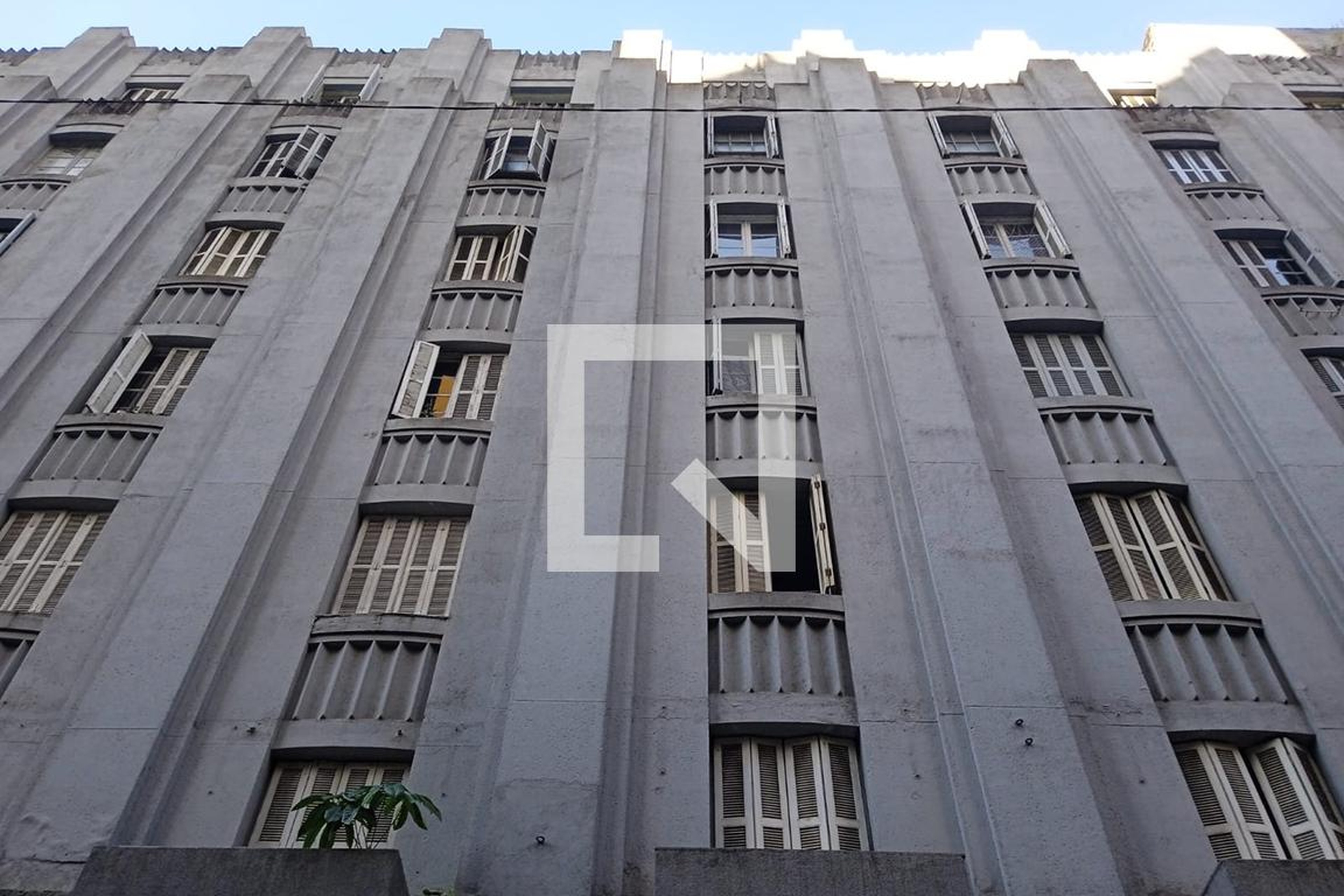 Fachada Edifício J Moreira