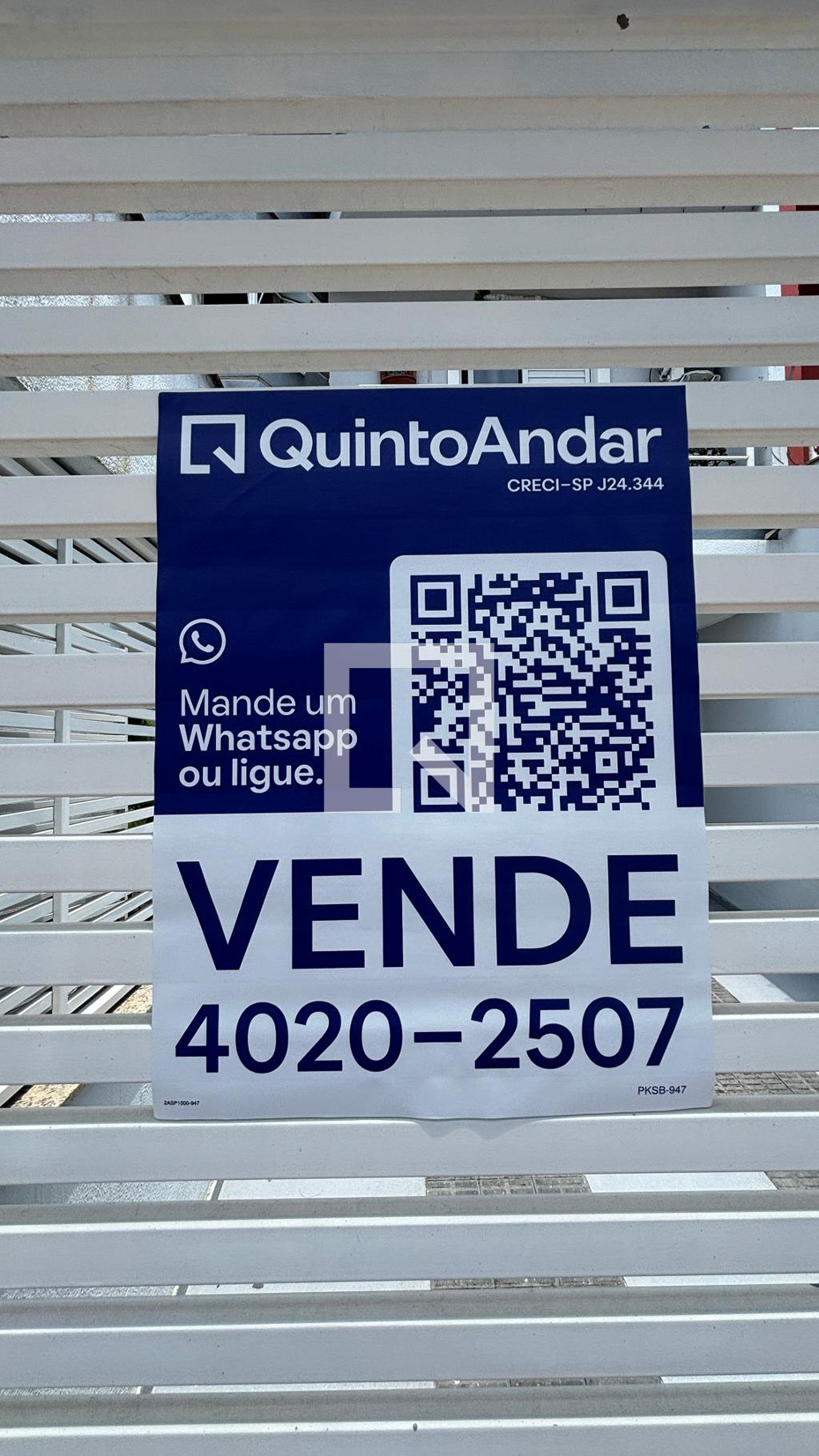 Fachada Condomínio em Rua Madri, 181