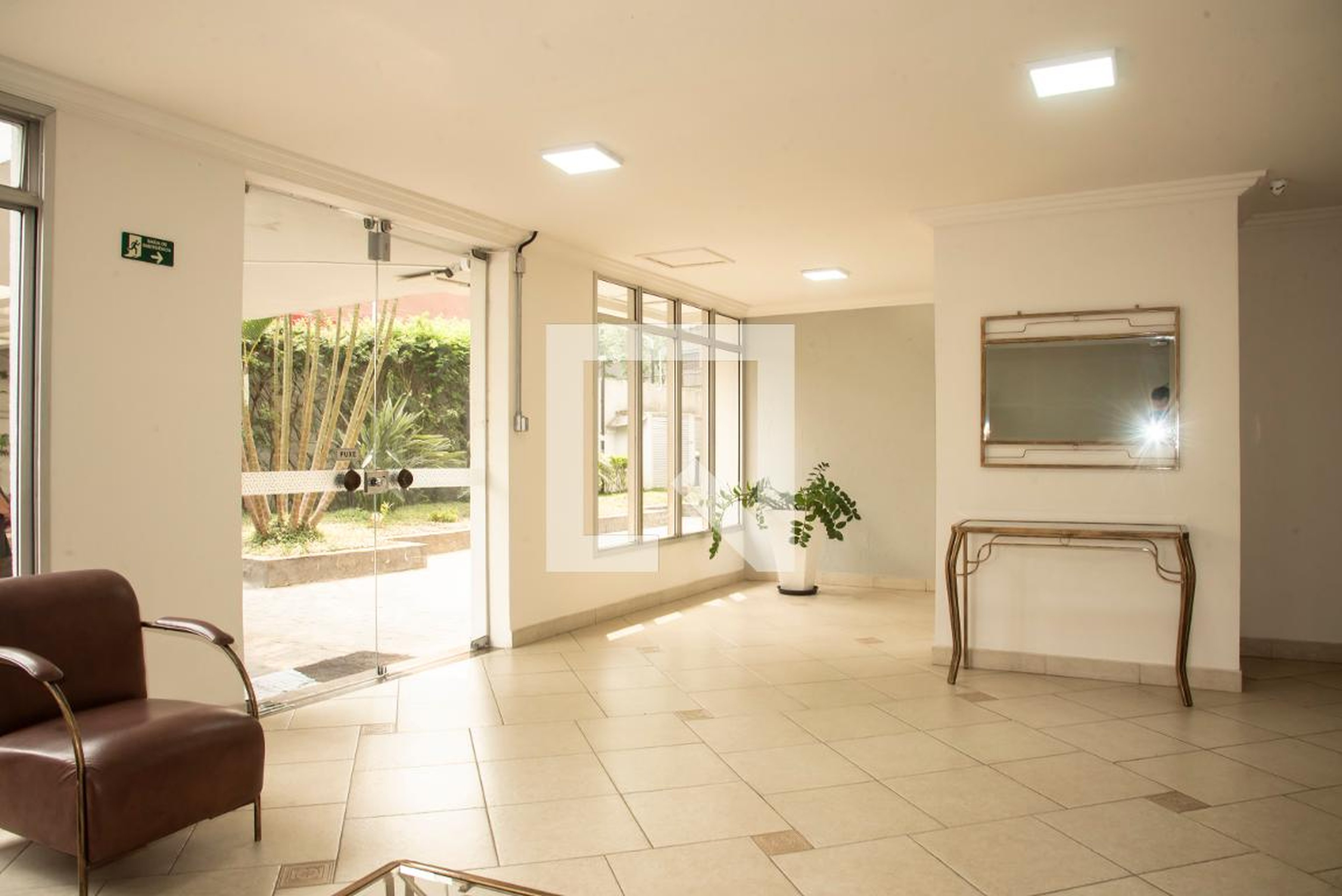 Hall social - Rodel I