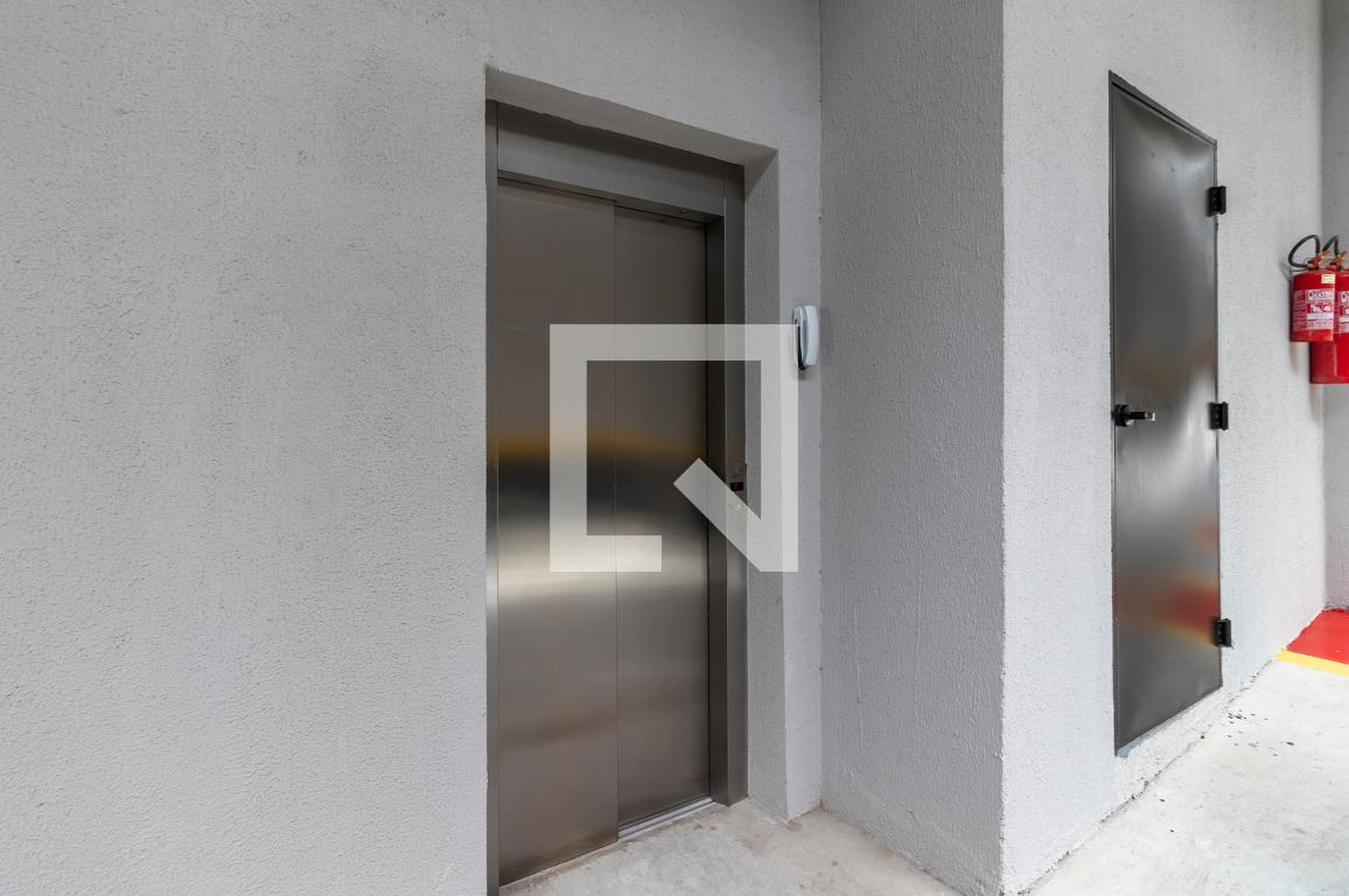 Elevador - Residencial Ismael Nery