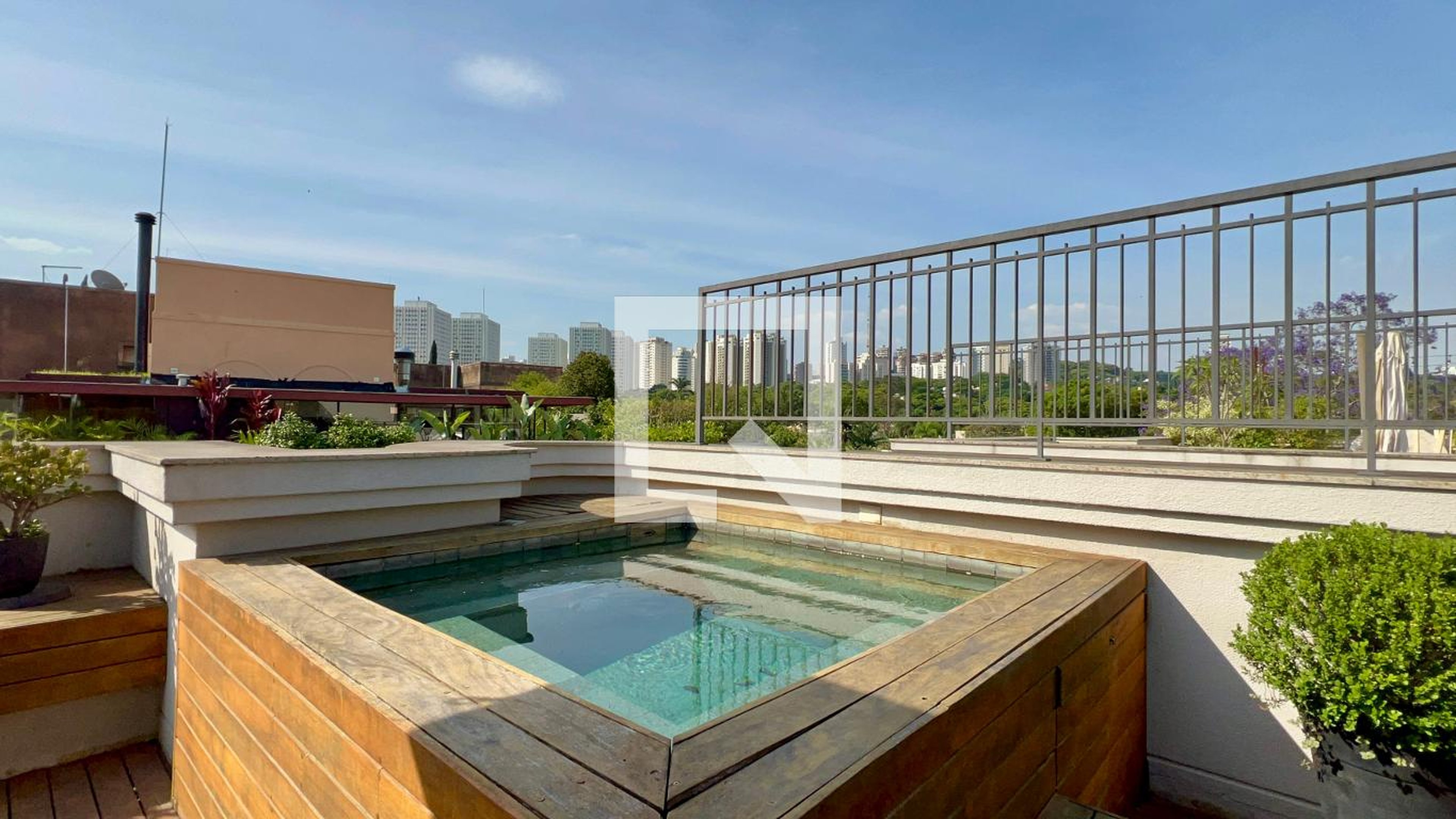 Piscina - Sonata Alto de Pinheiros