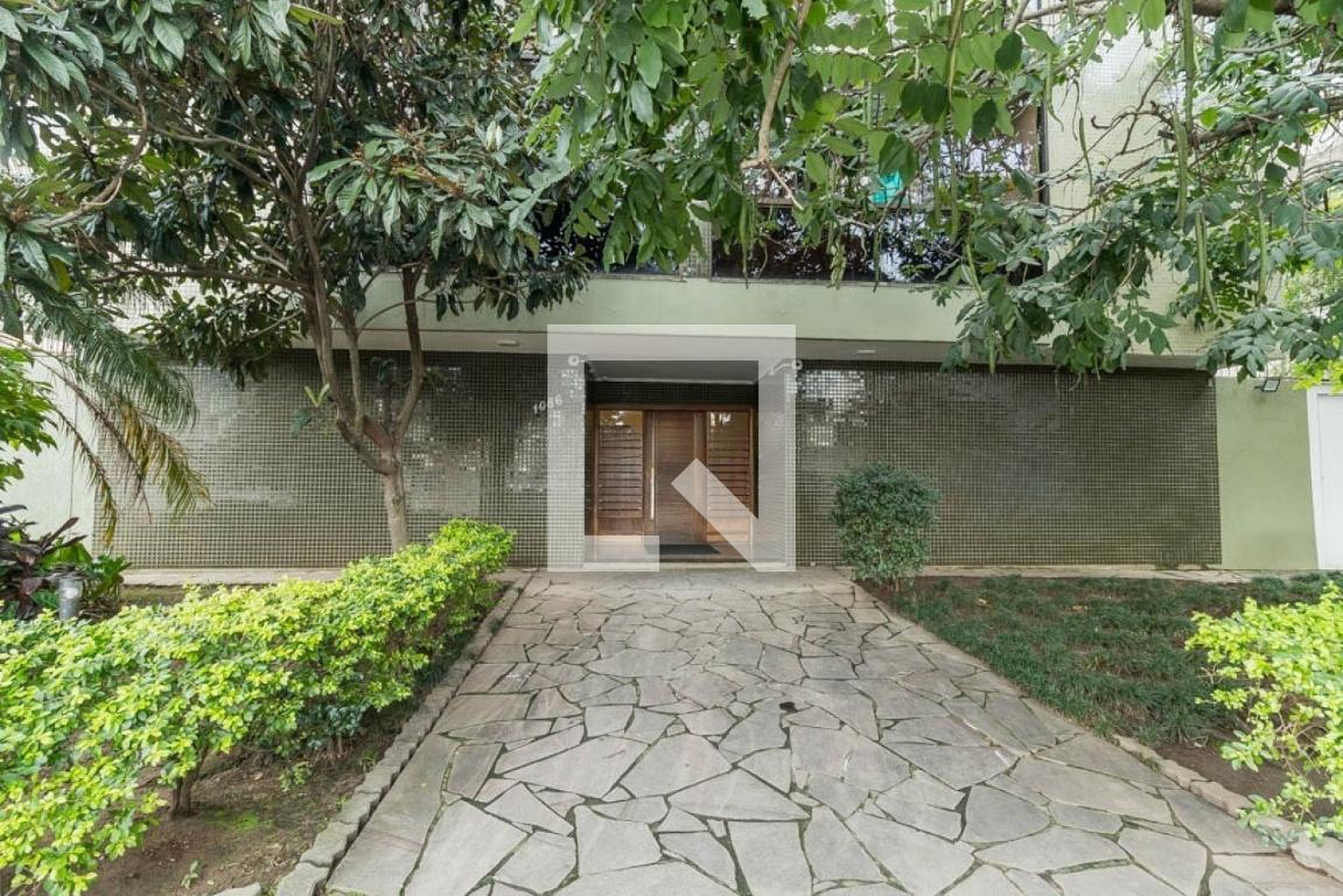 Fachada Edifício Professora Iara