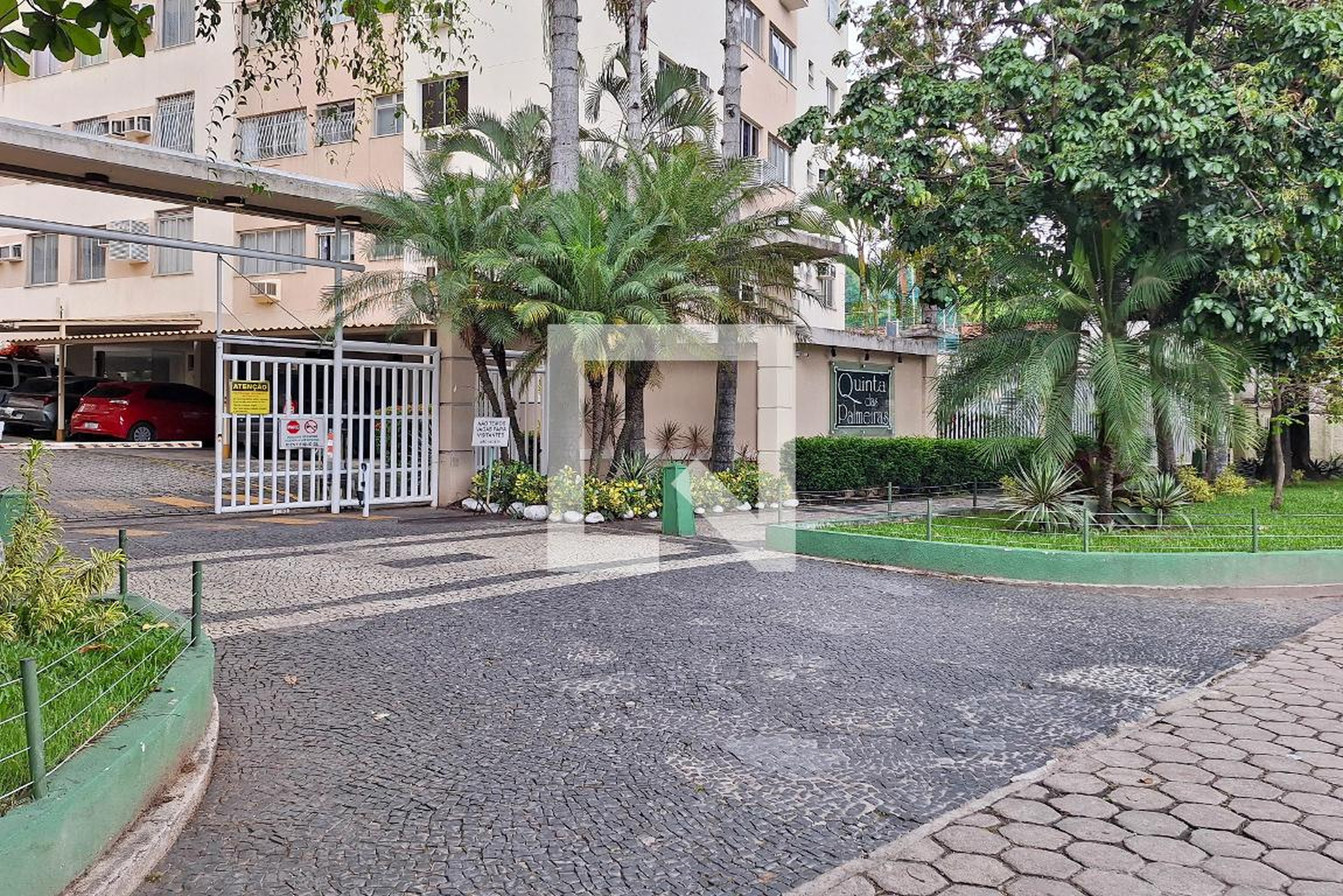 Fachada Condomínio Quinta das Palmeiras