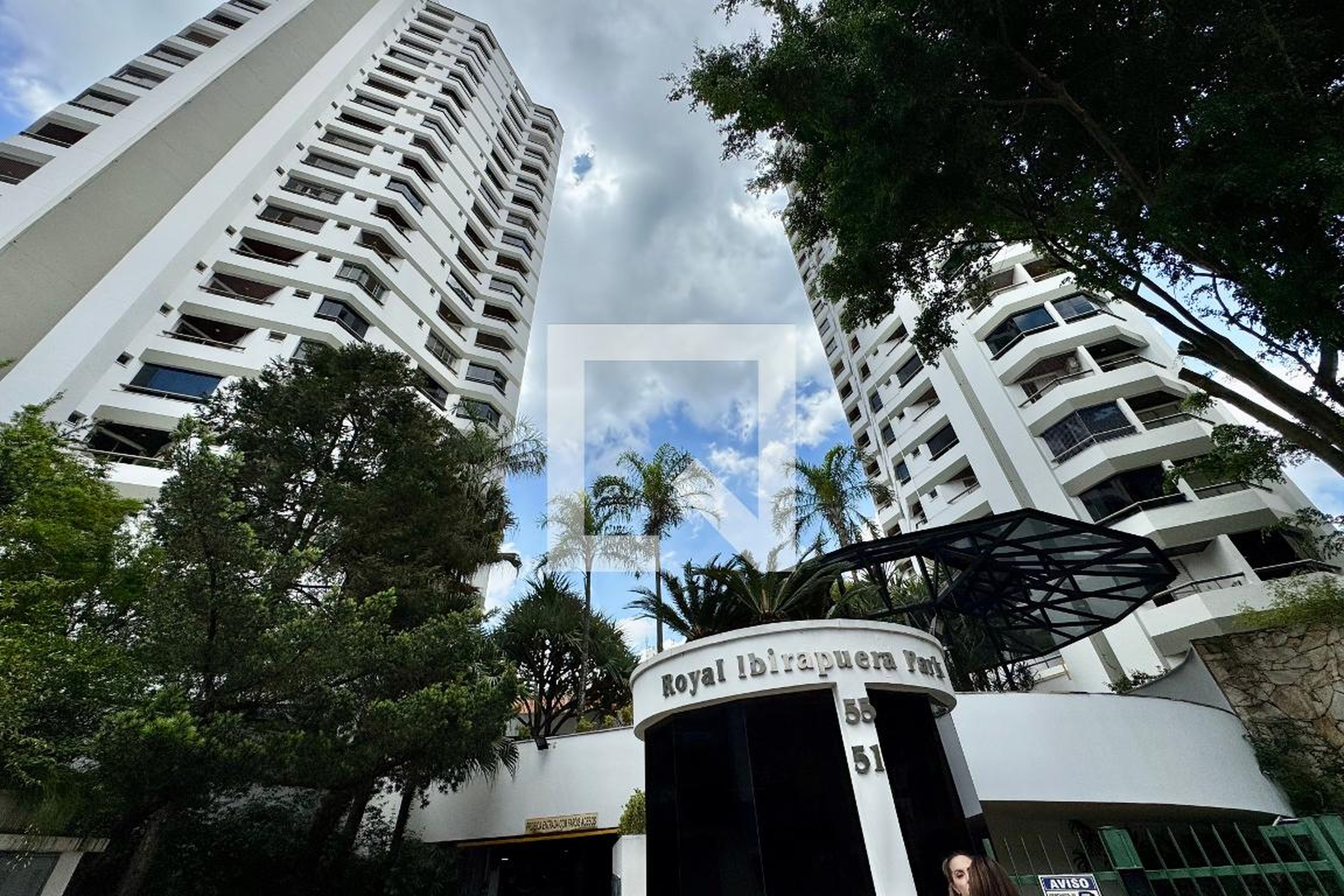 Fachada Condomínio Royal Parque Ibirapuera