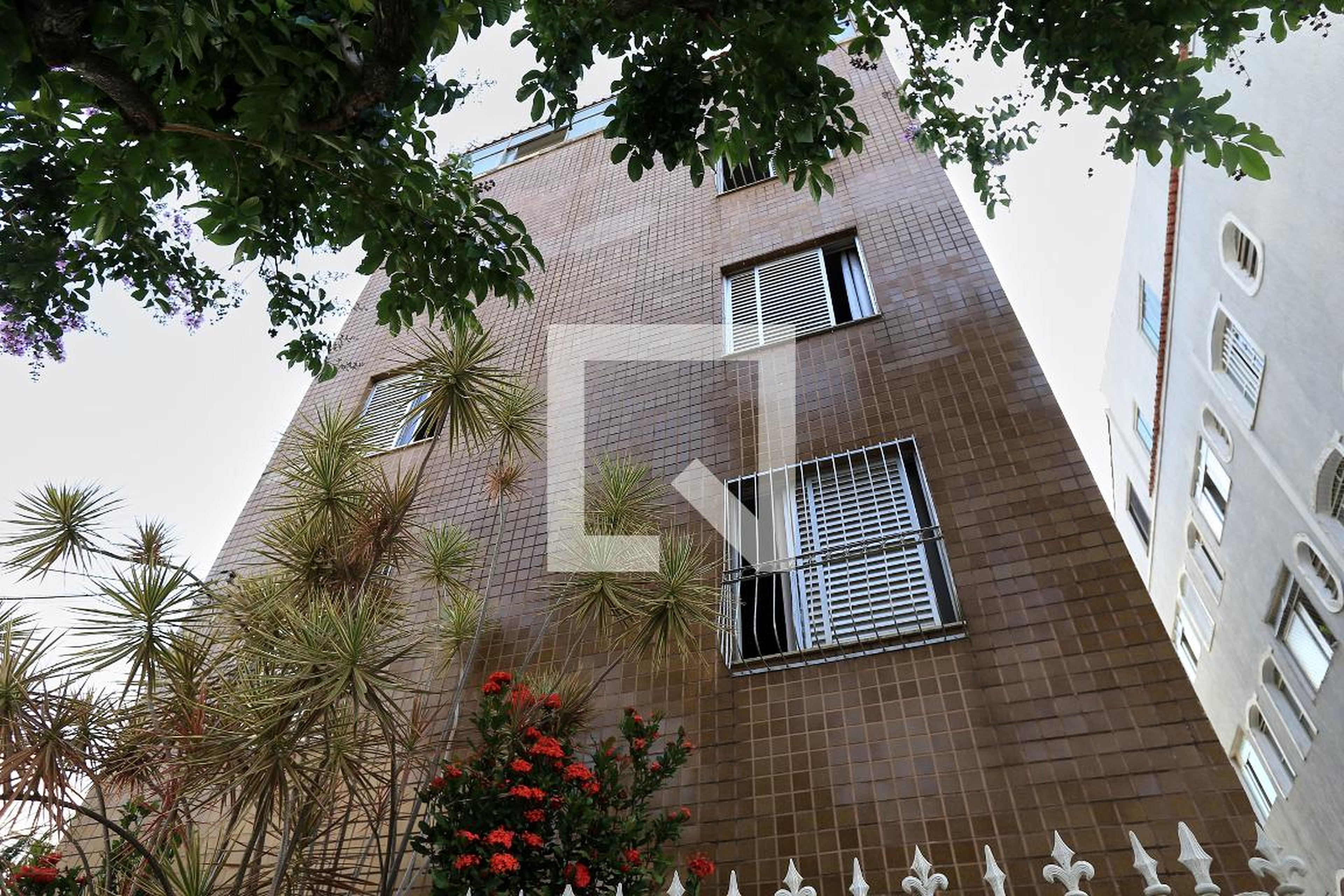 Fachada Condomínio em Rua Doutor Plínio de Morais, 650