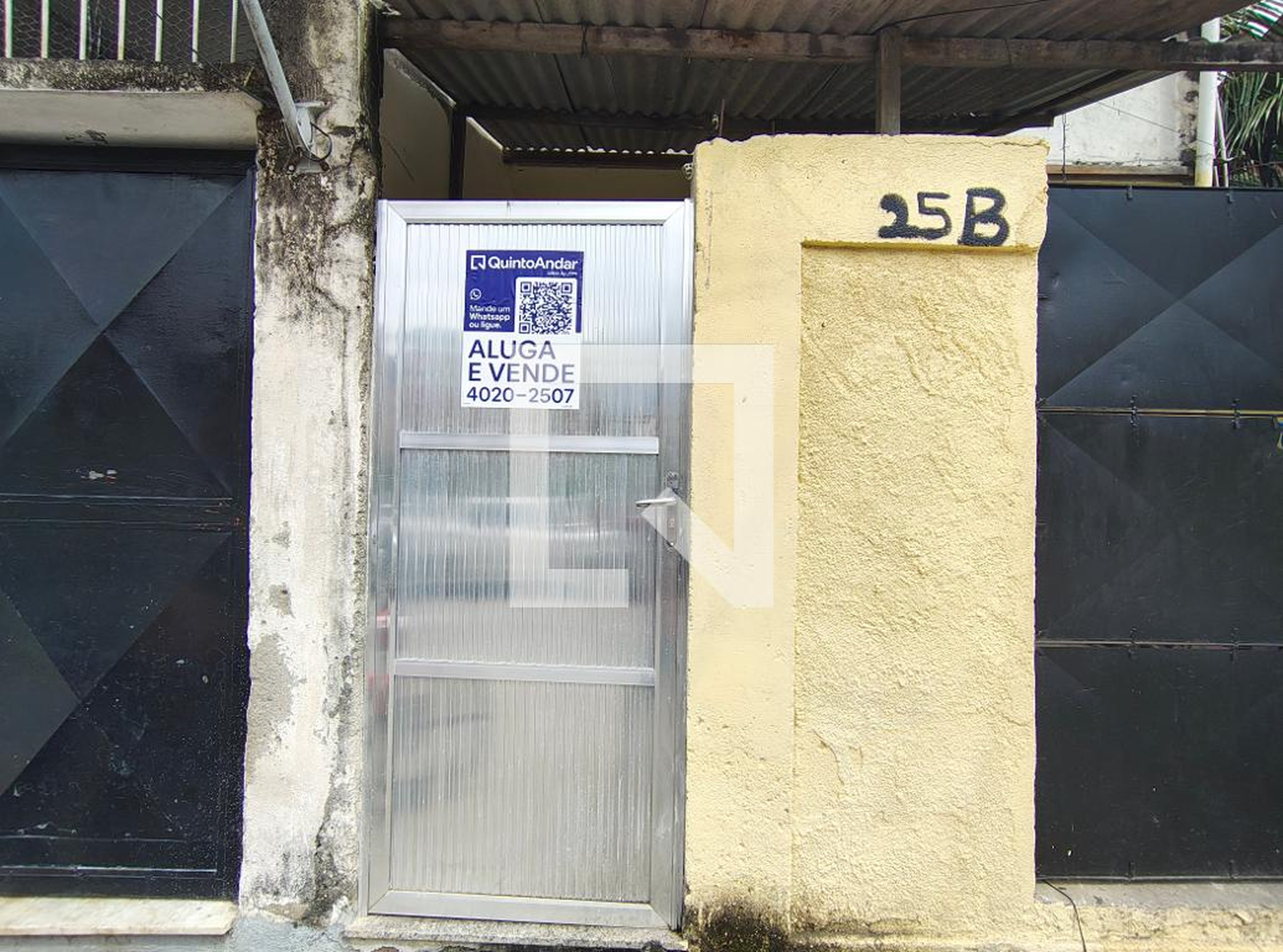 Fachada Condomínio em Rua Beira Lima, 25