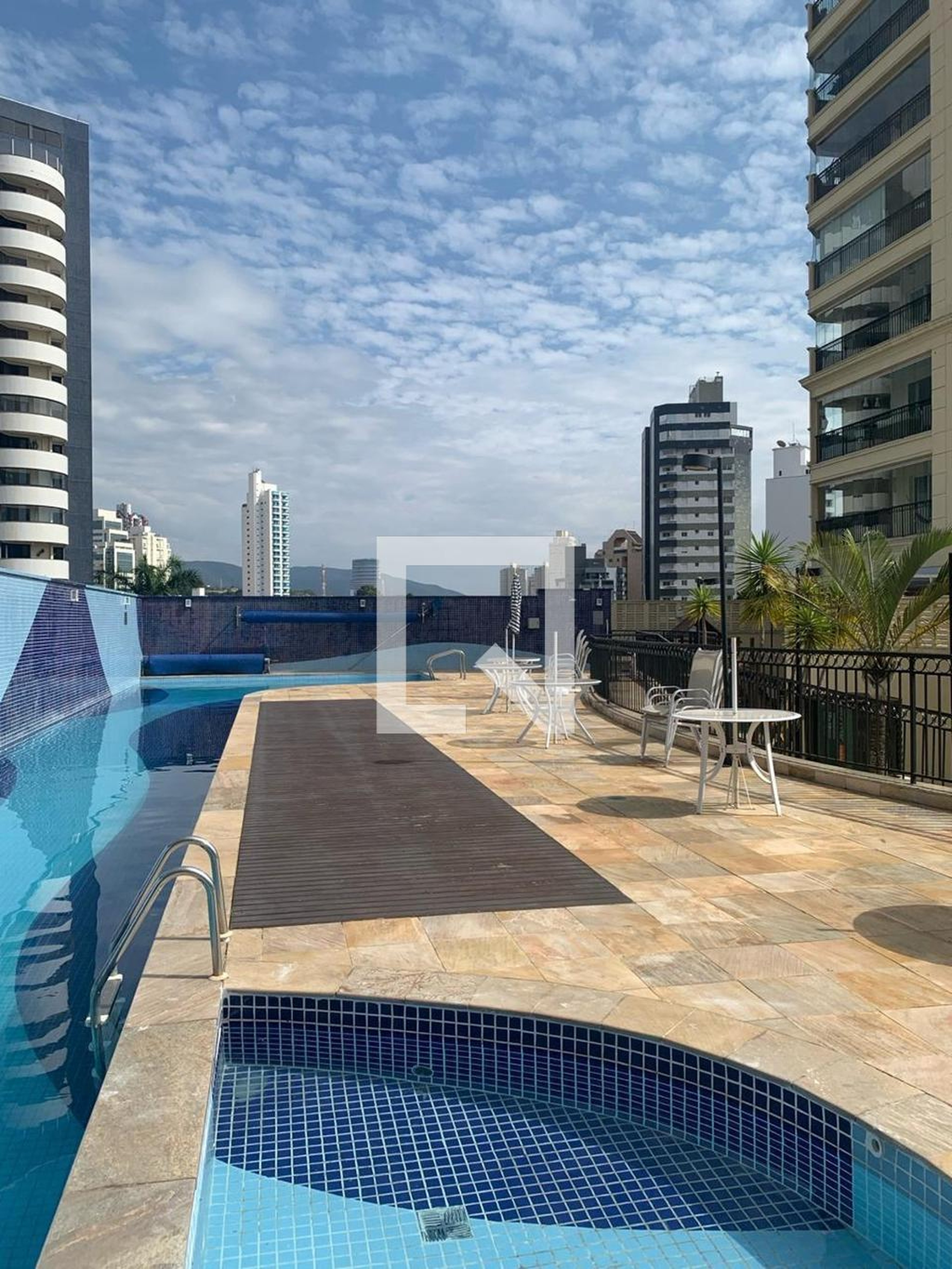 Piscina - Fleur DU Champ