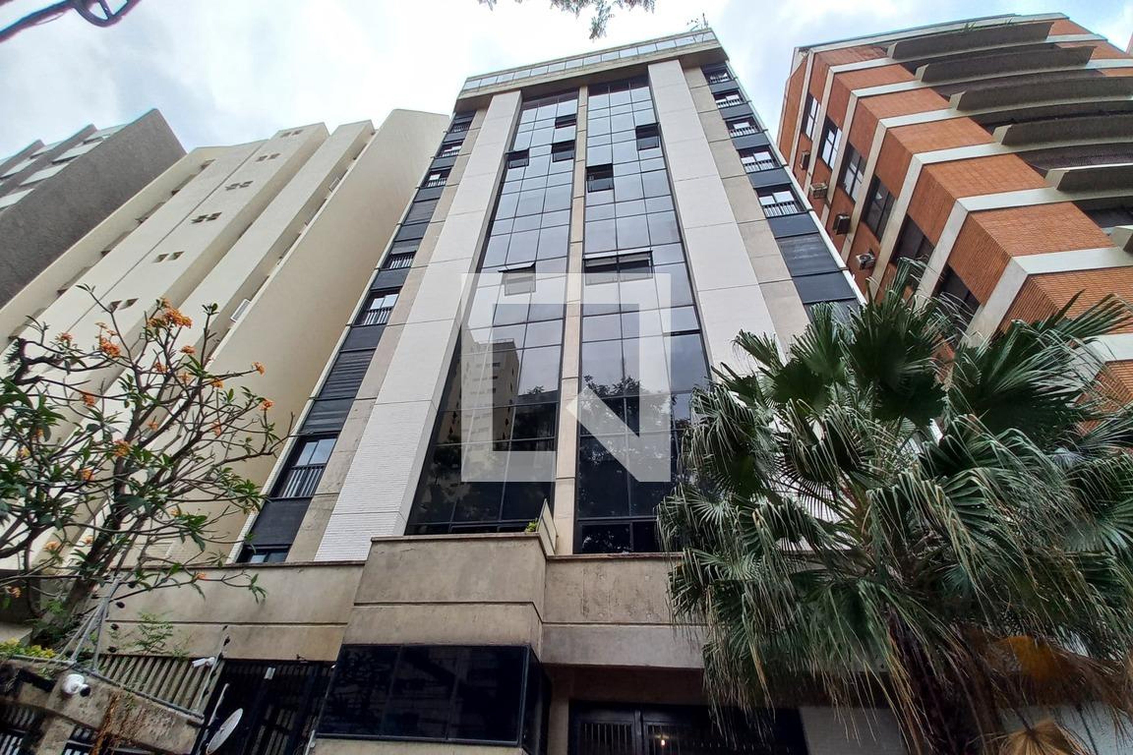 Fachada do Prédio Condomínio Laje de Pedra