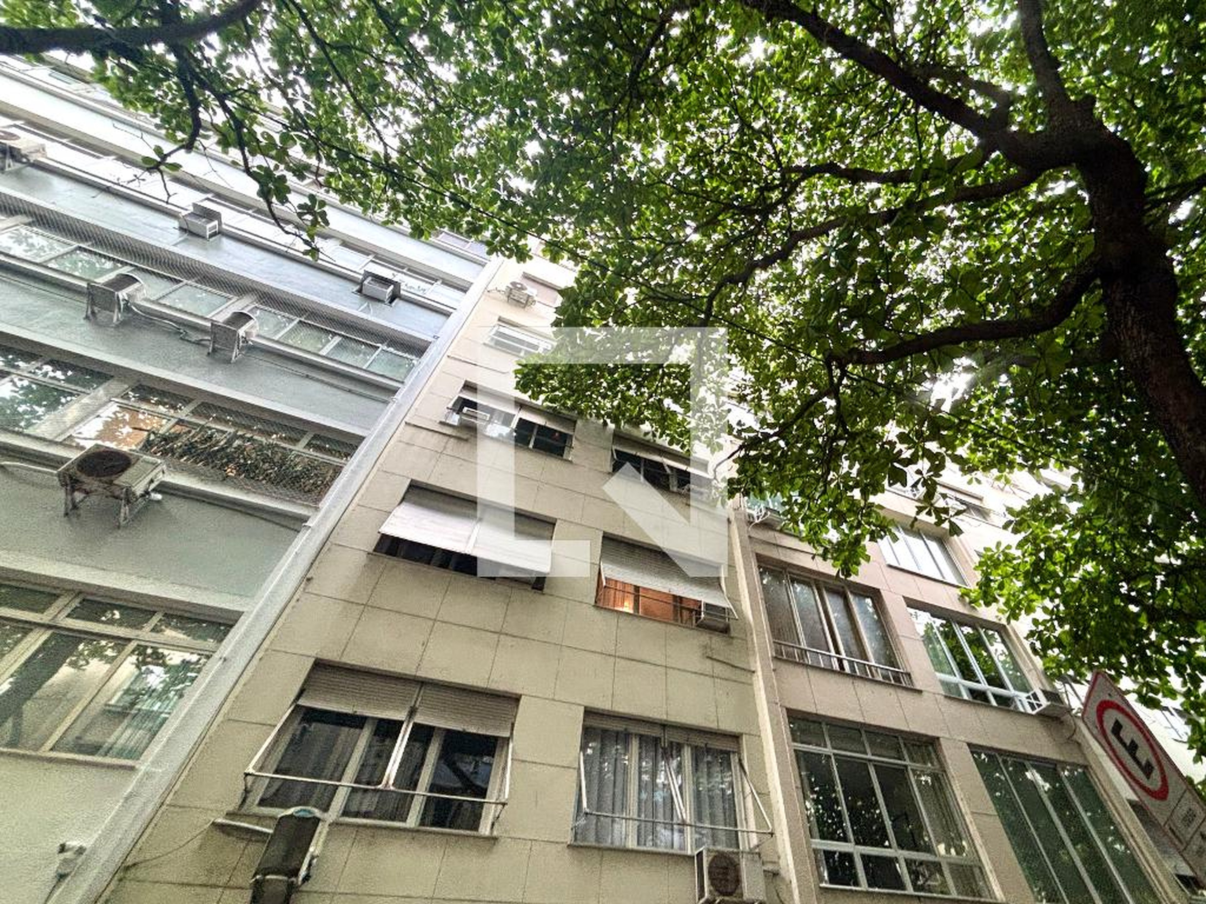 Fachada Condomínio Barão de Três Serros