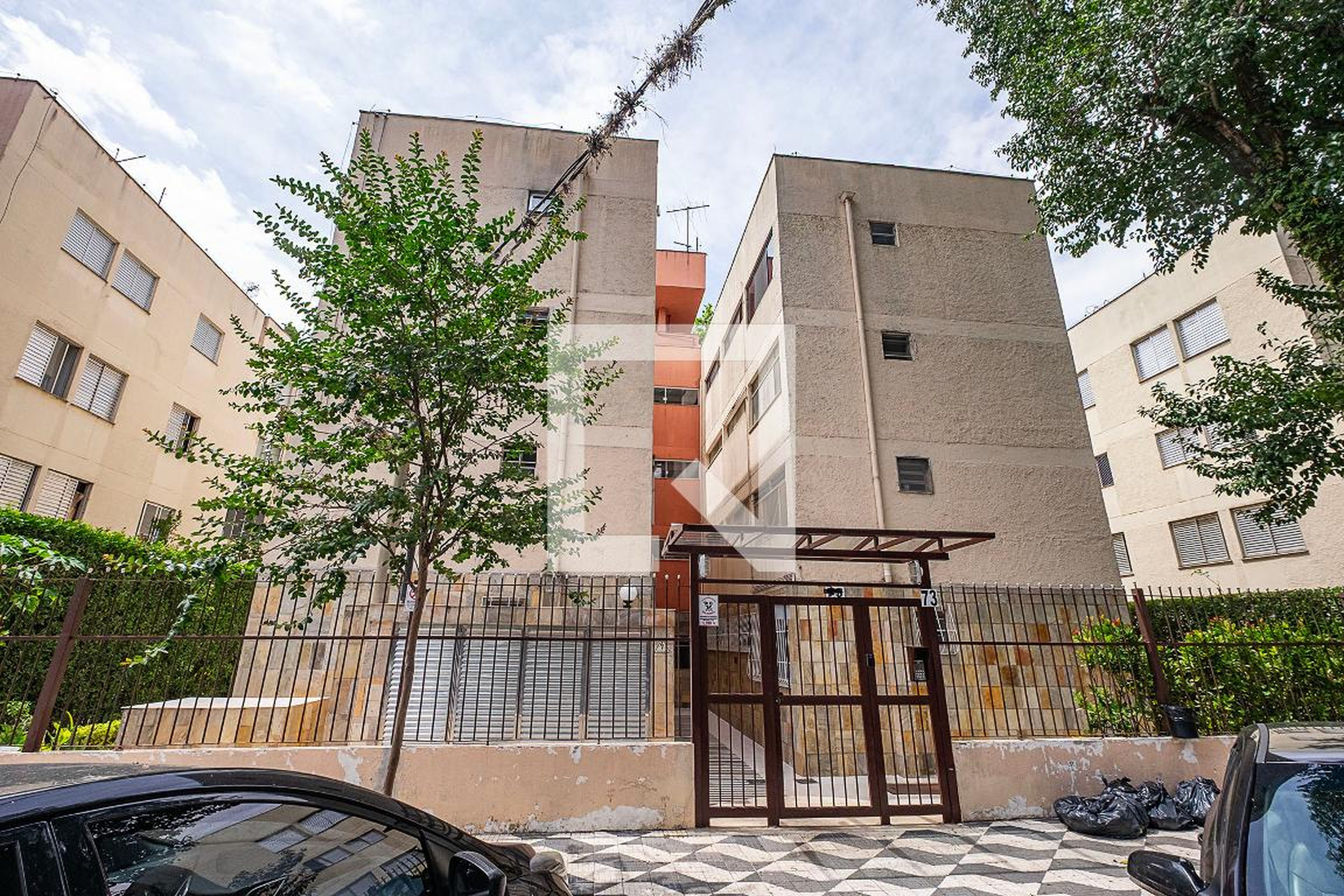 Fachada Condomínio Conjunto Residencial Alto de Pinheiros