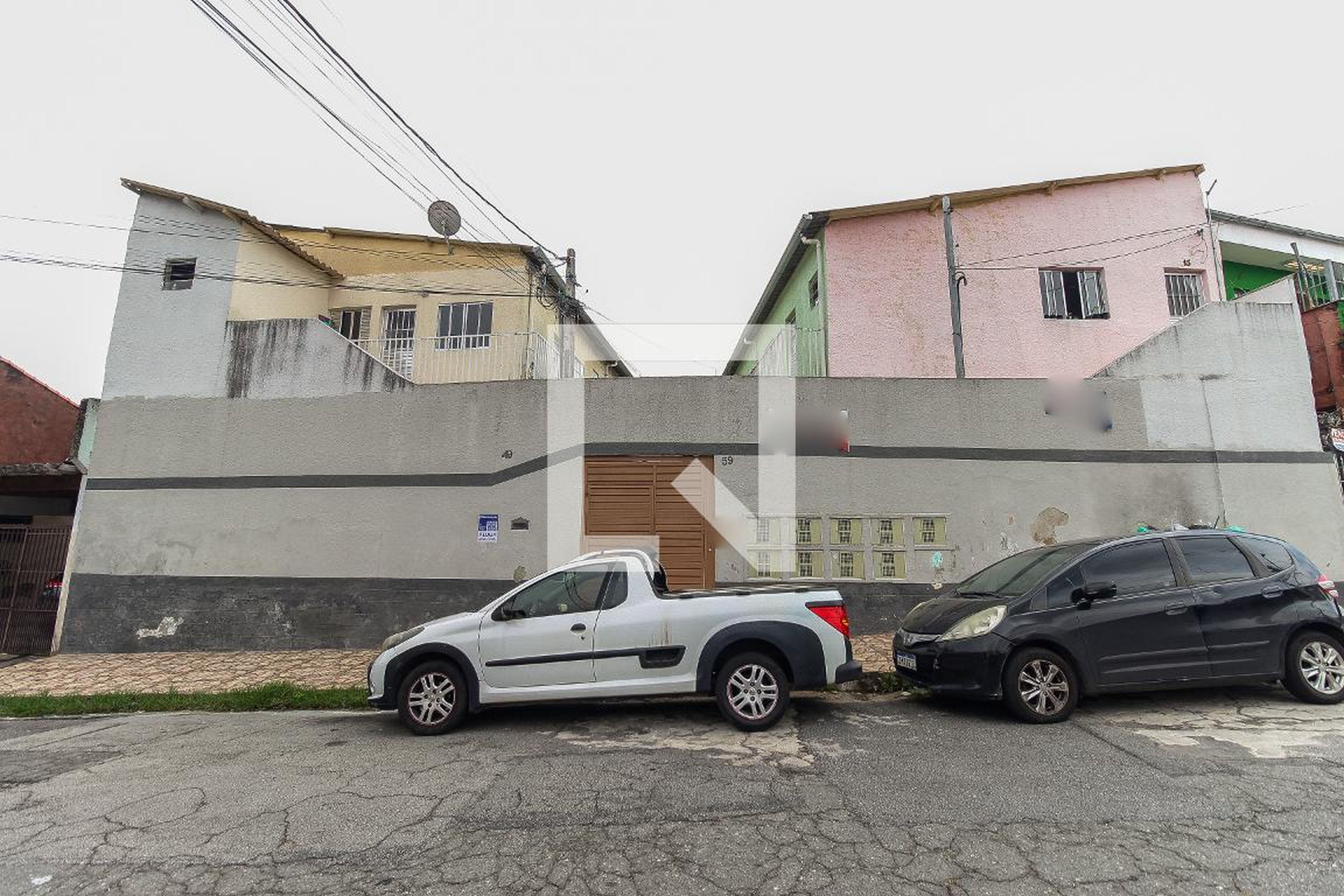 Fachada Condomínio em Rua Liderança, 49