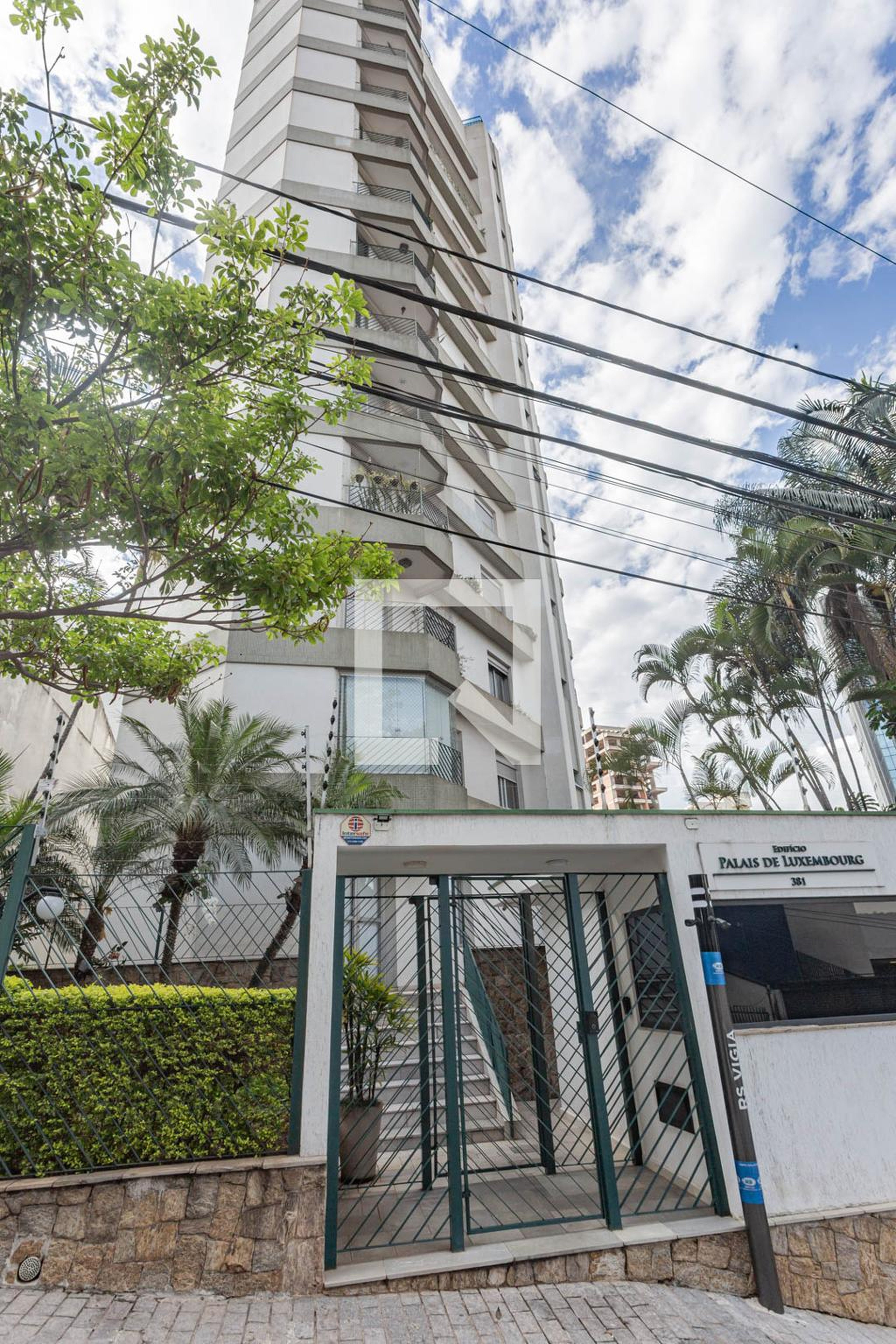 Fachada Condomínio Palais Luxemburgo