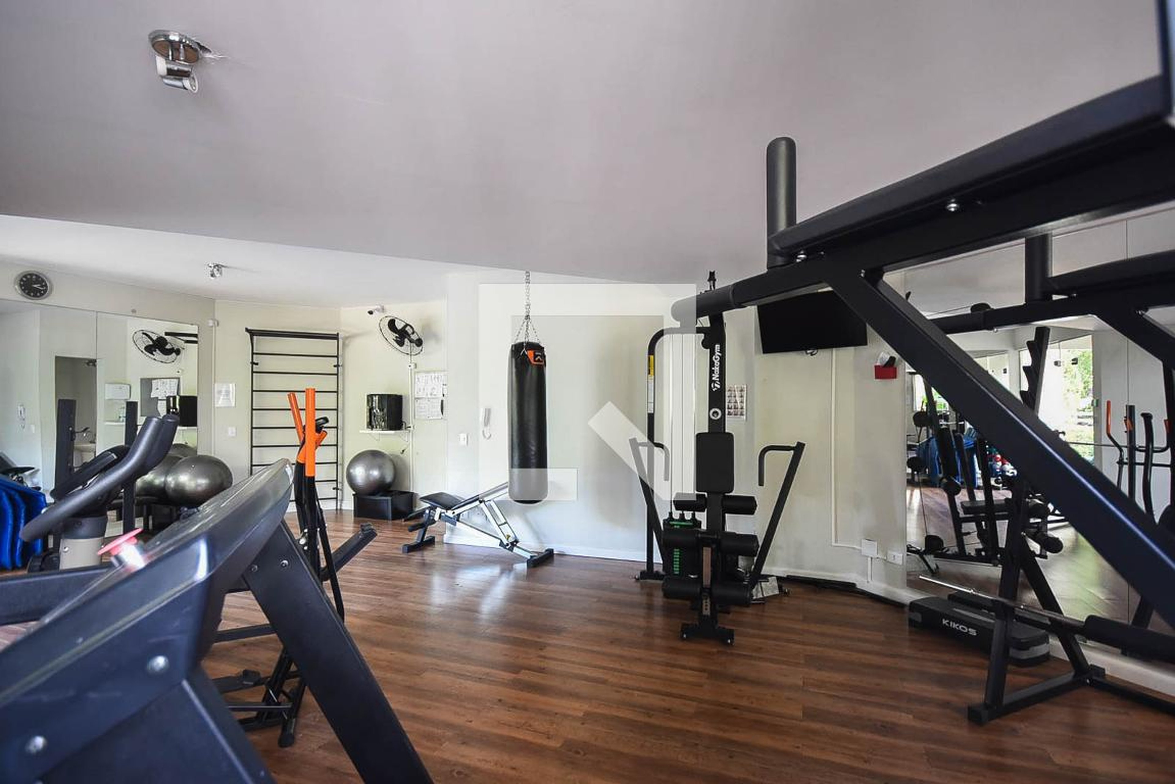 Academia - Edifício San Régis