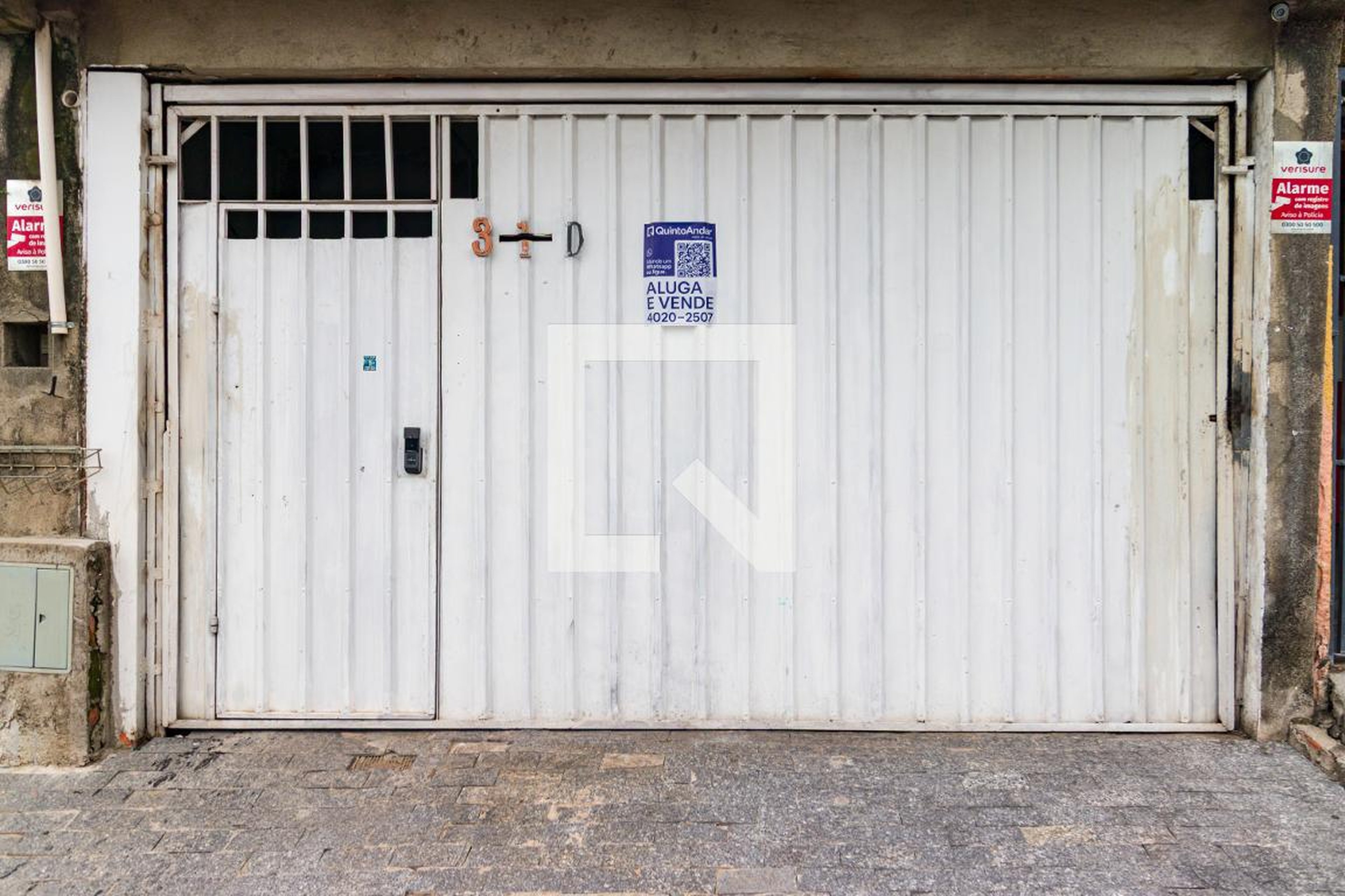 Fachada Condomínio em Rua Manoel Joaquim de Almeida, 31