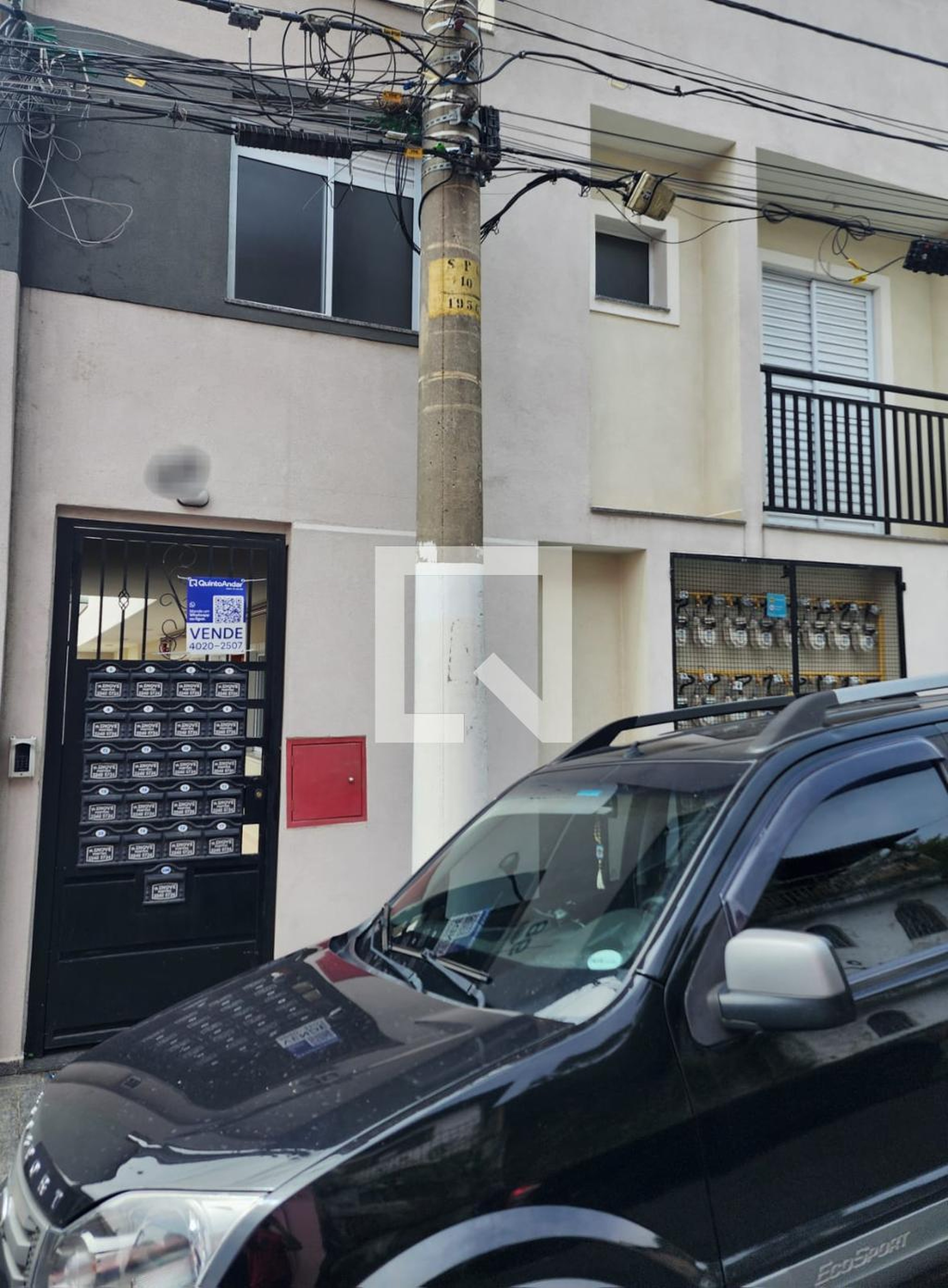 Fachada Residencial Comprida