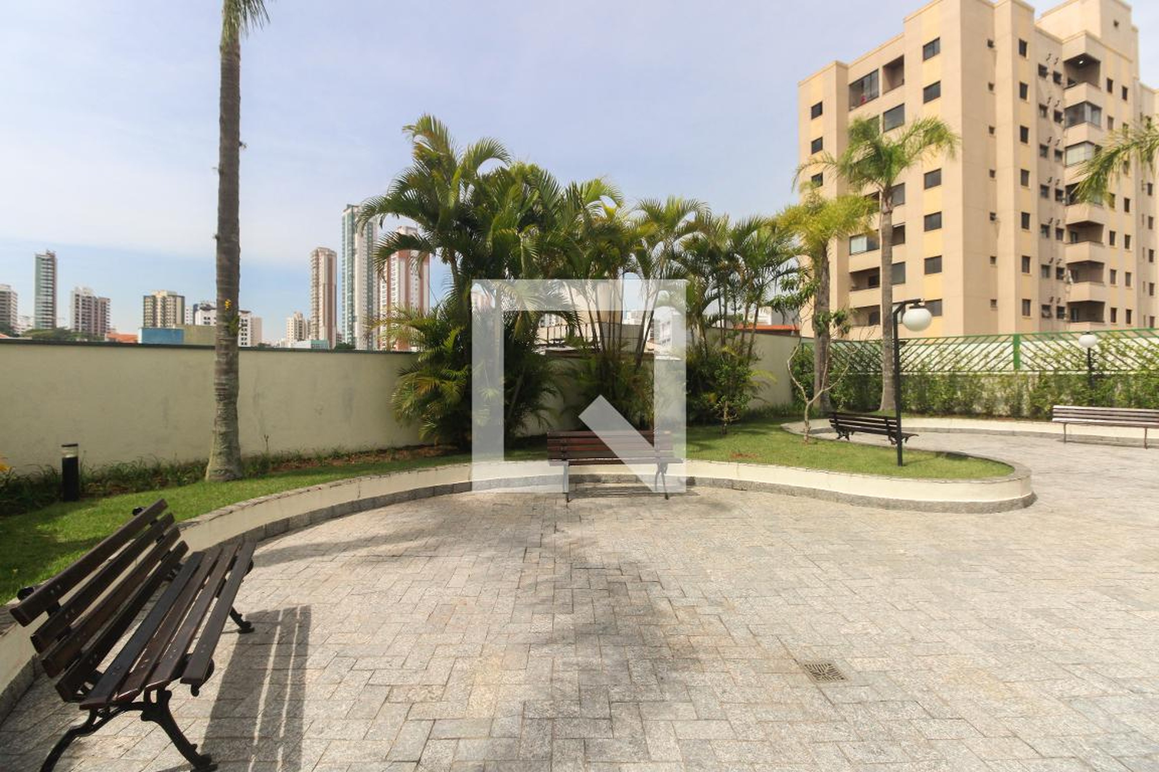 Condomínio - Alexandre Vitti