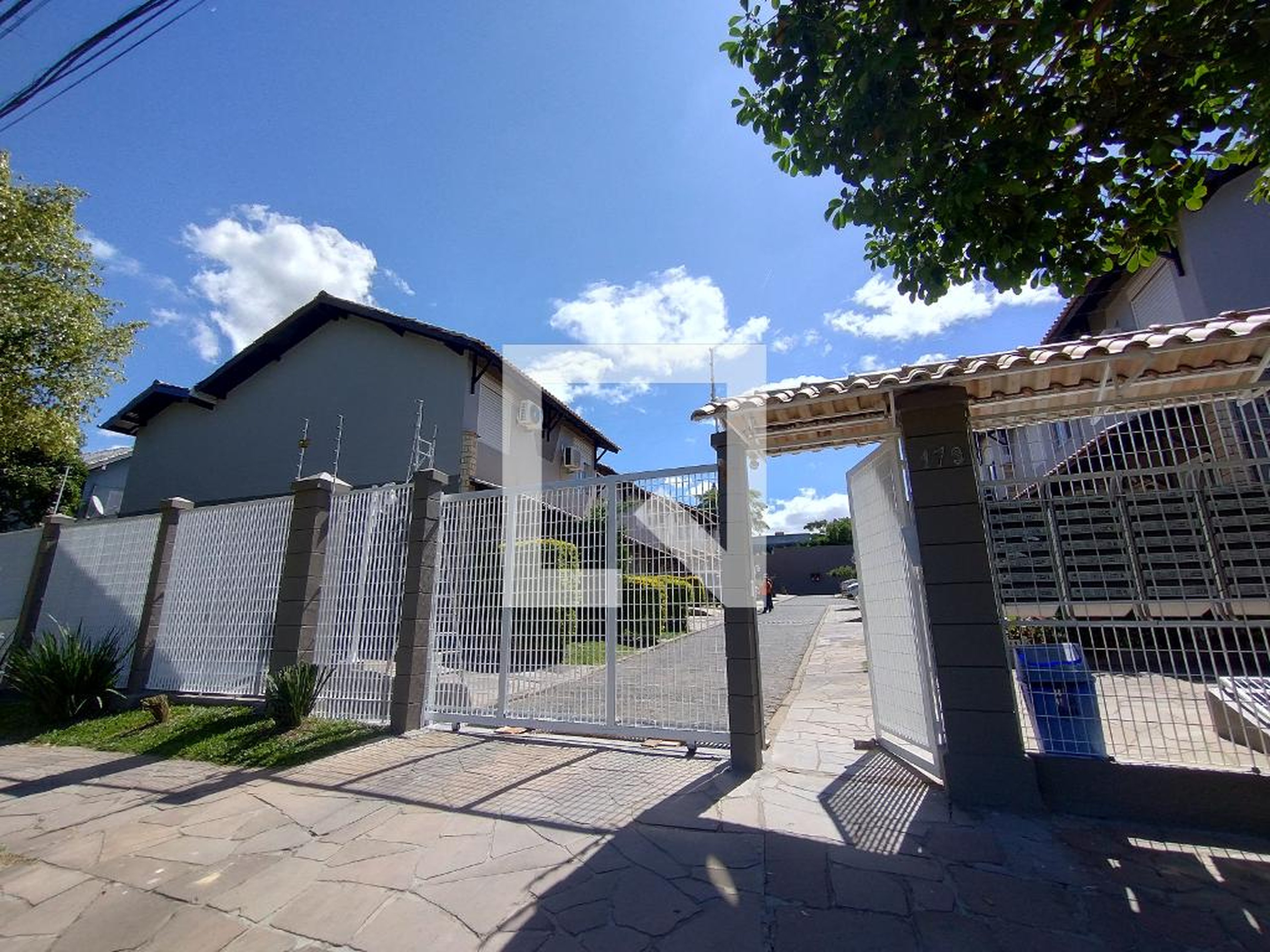 Fachada do Condomínio Condomínio San Marino I