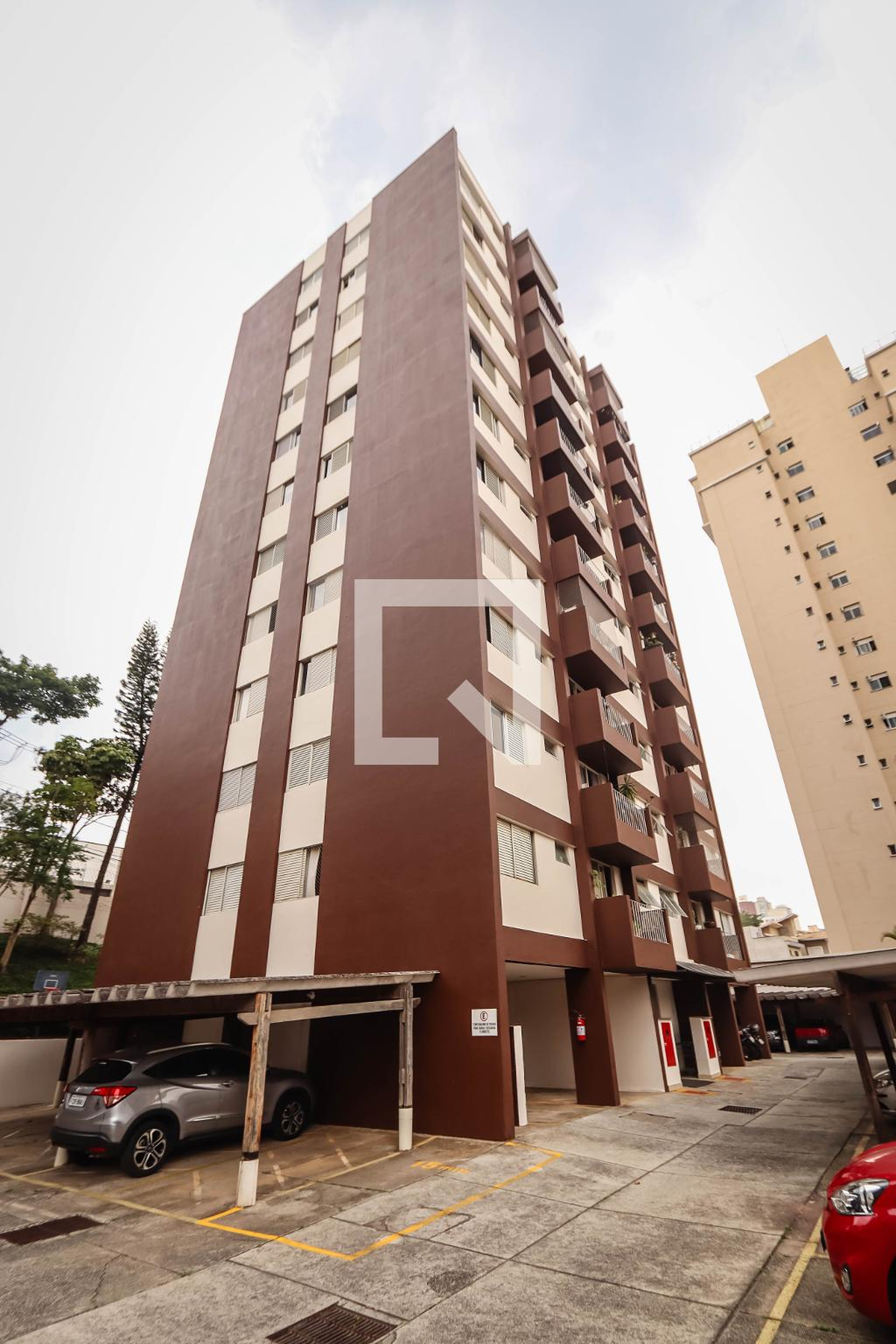 Prédio Condomínio Paula e Asmara