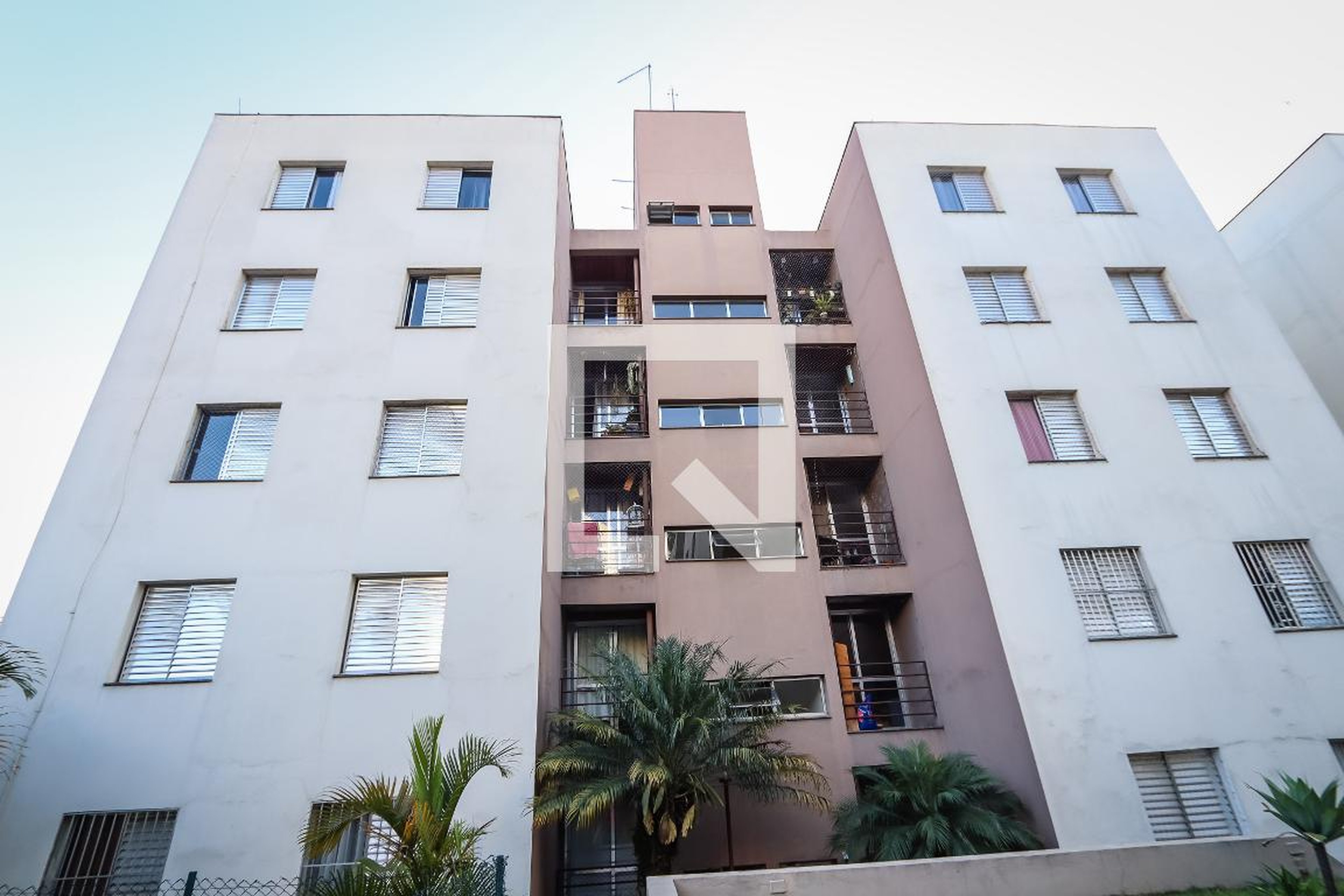 Prédio Condomínio Quatro Estações