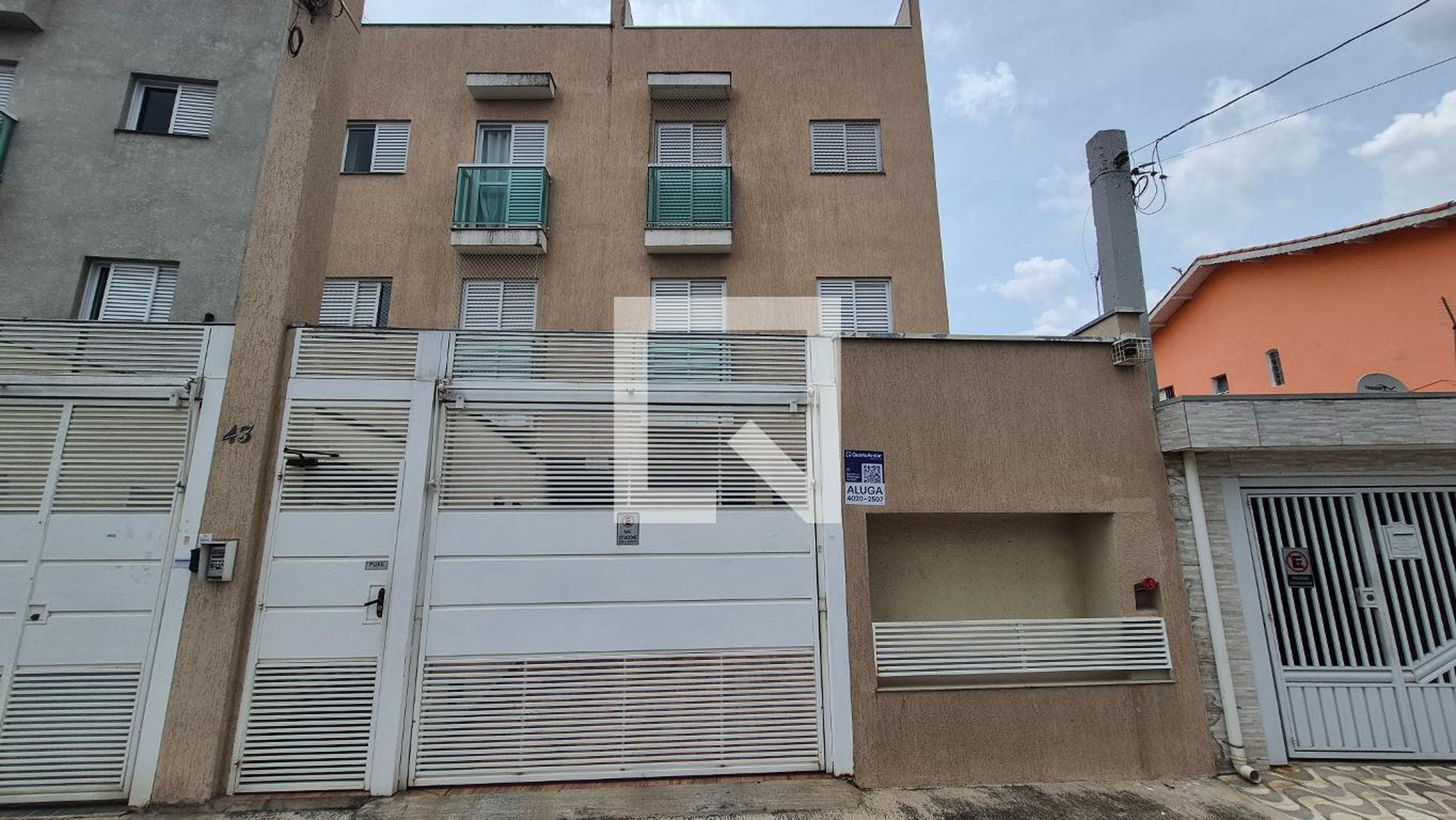 Fachada Condomínio em Rua Francisco Inácio, 43