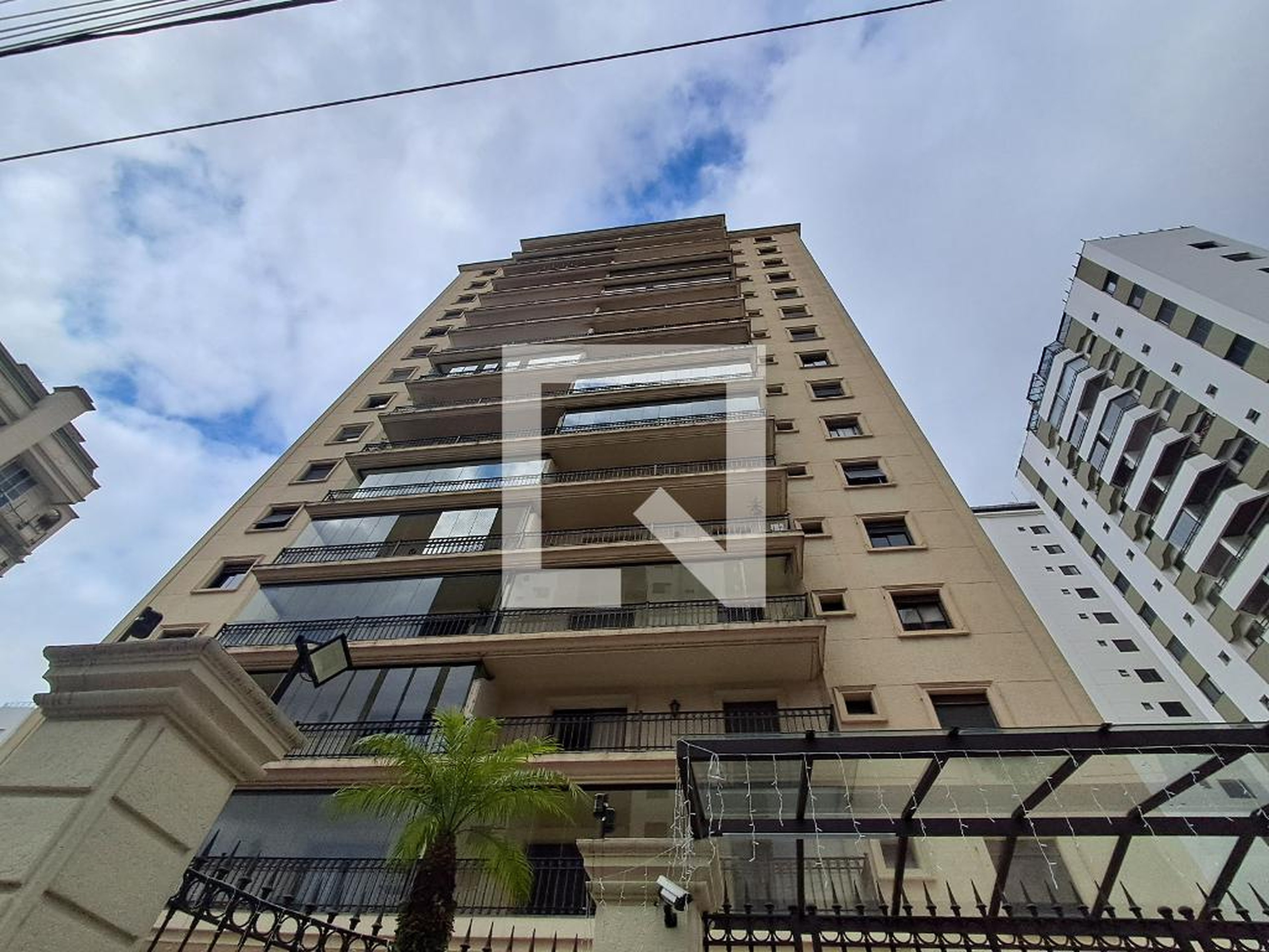 Fachada Condomínio Casa de Espanha