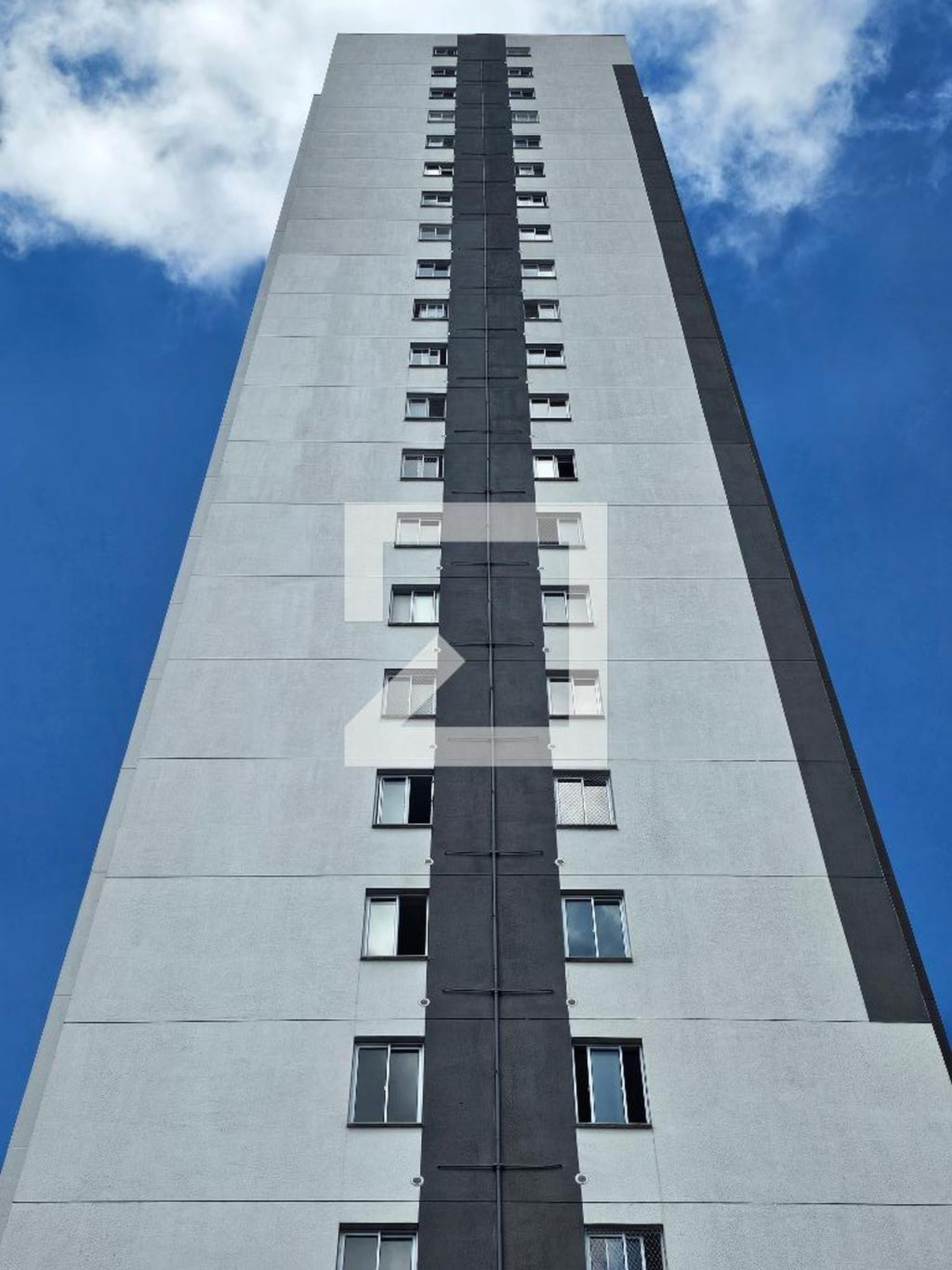 Fachada Condomínio em Rua Mateo Forte, 65