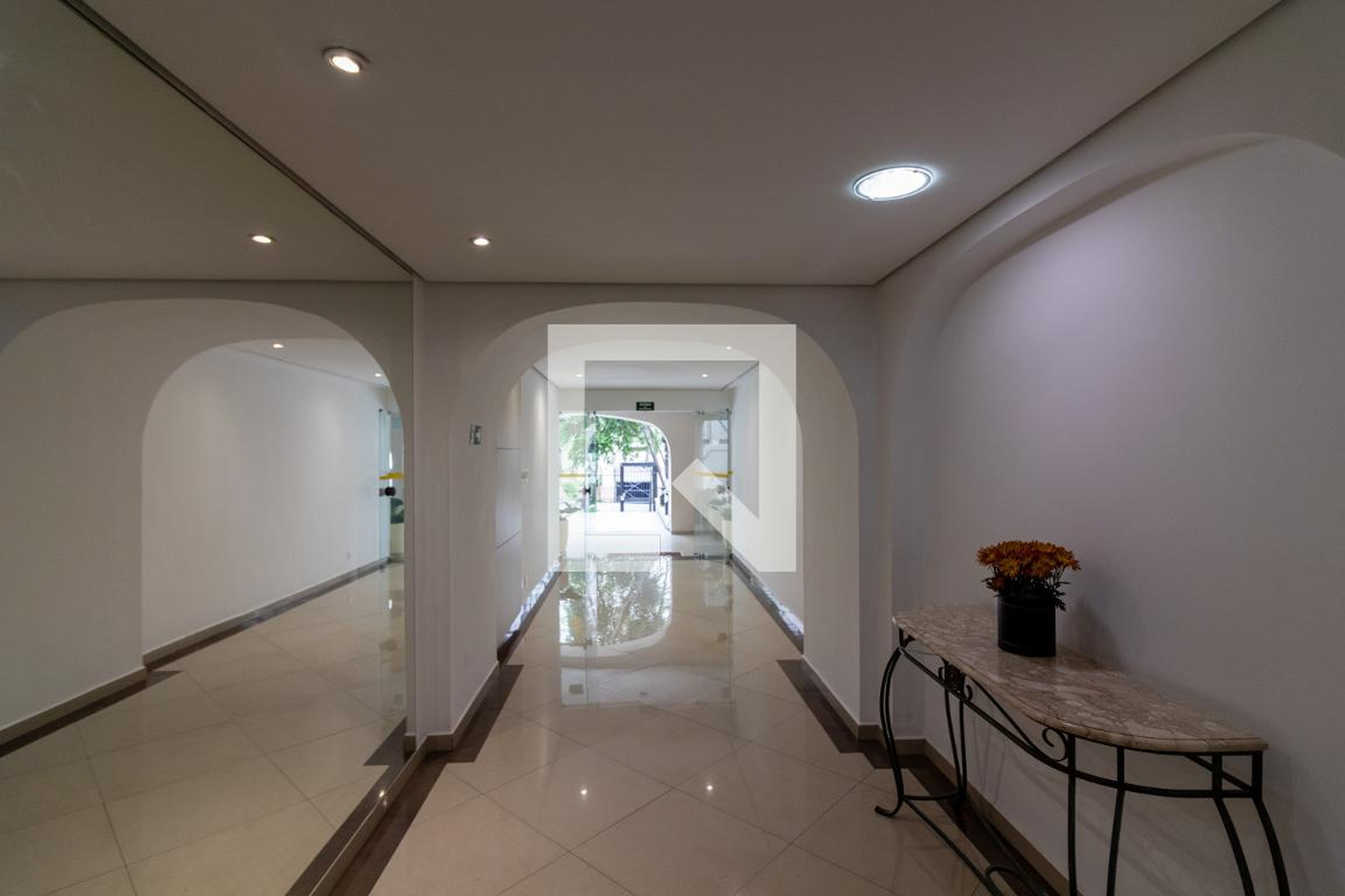 Hall de entrada - Edifício Indaiá