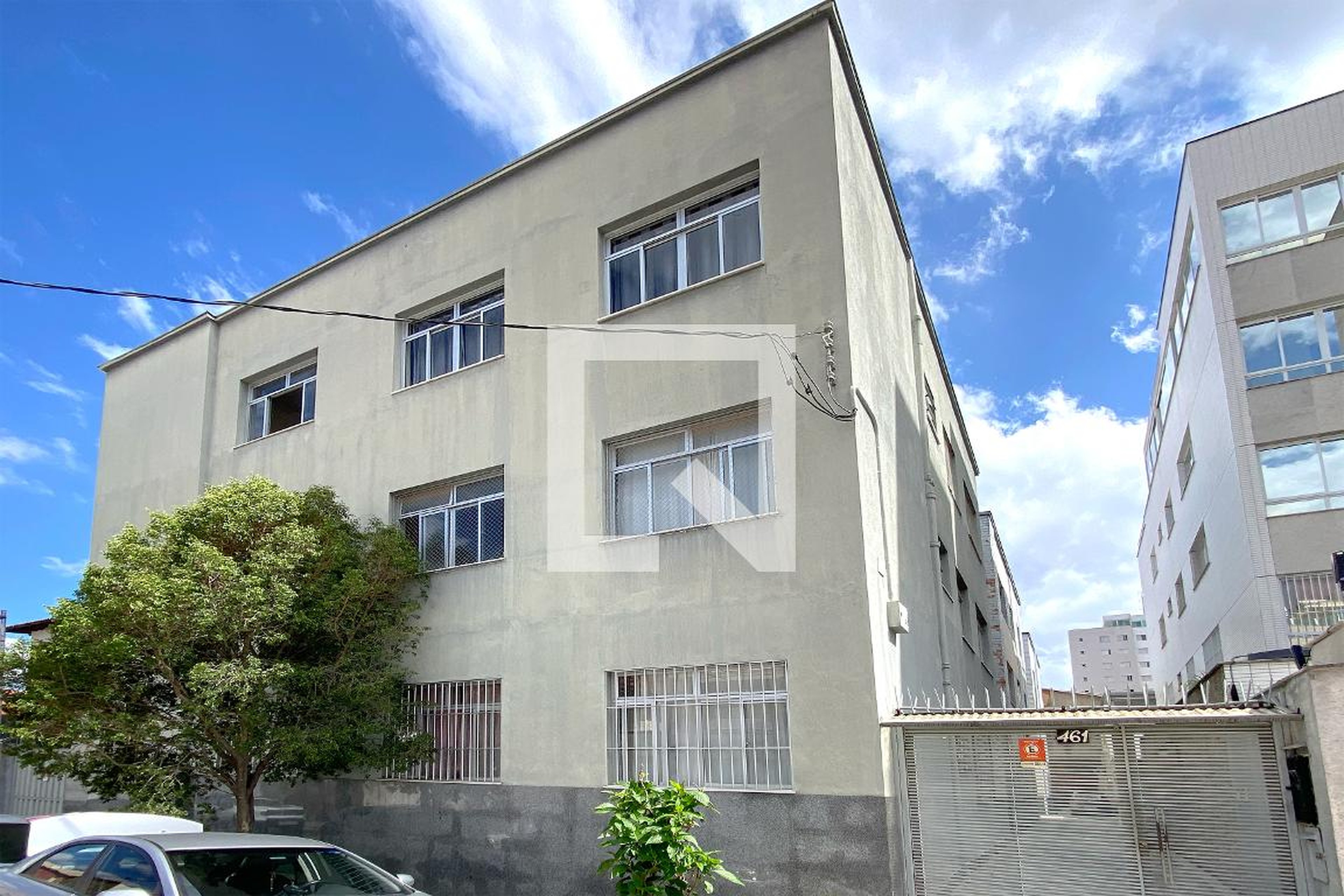 Fachada Edifício Lagoa Dourada