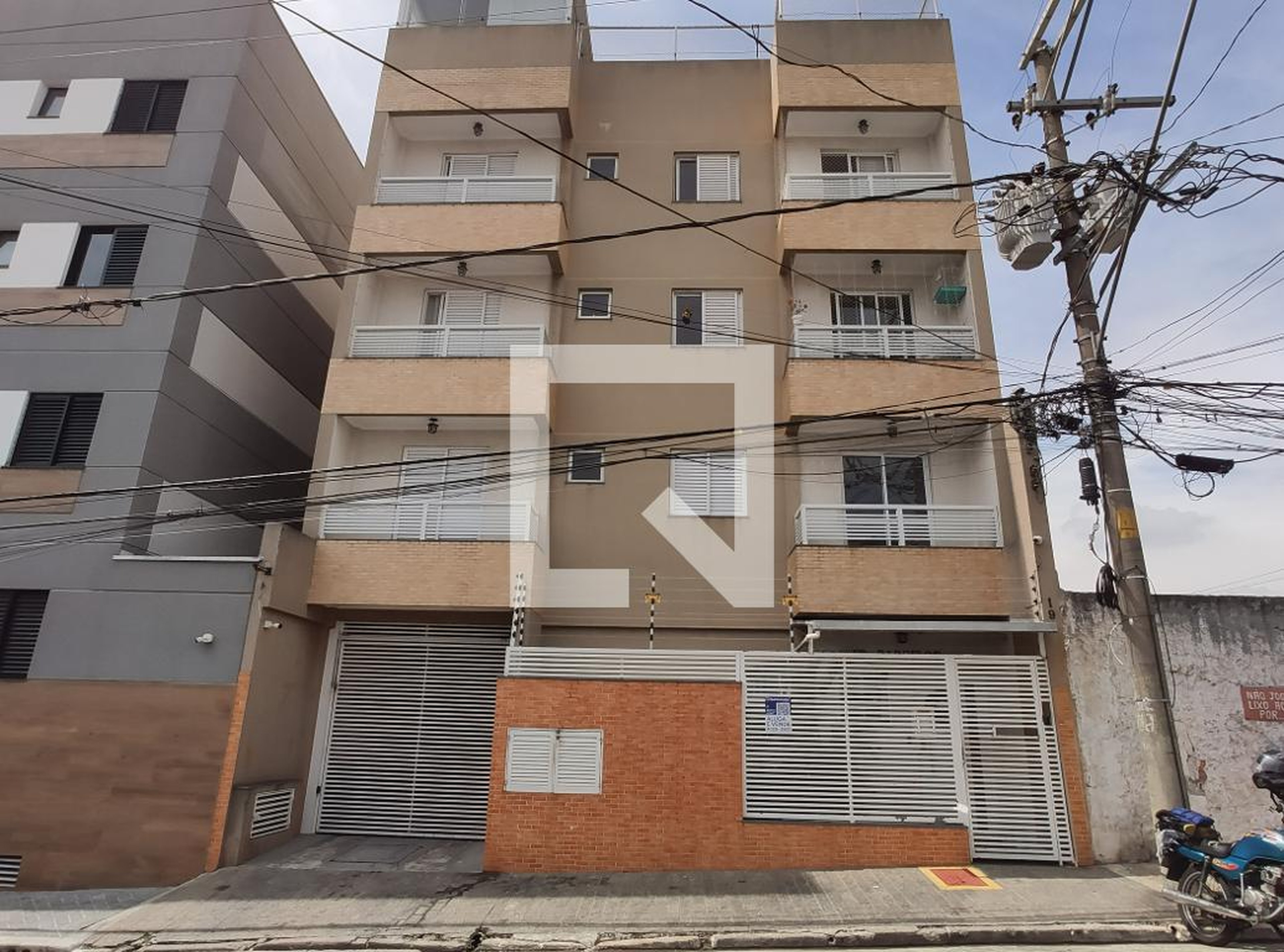 Fachada Condomínio Barcelos