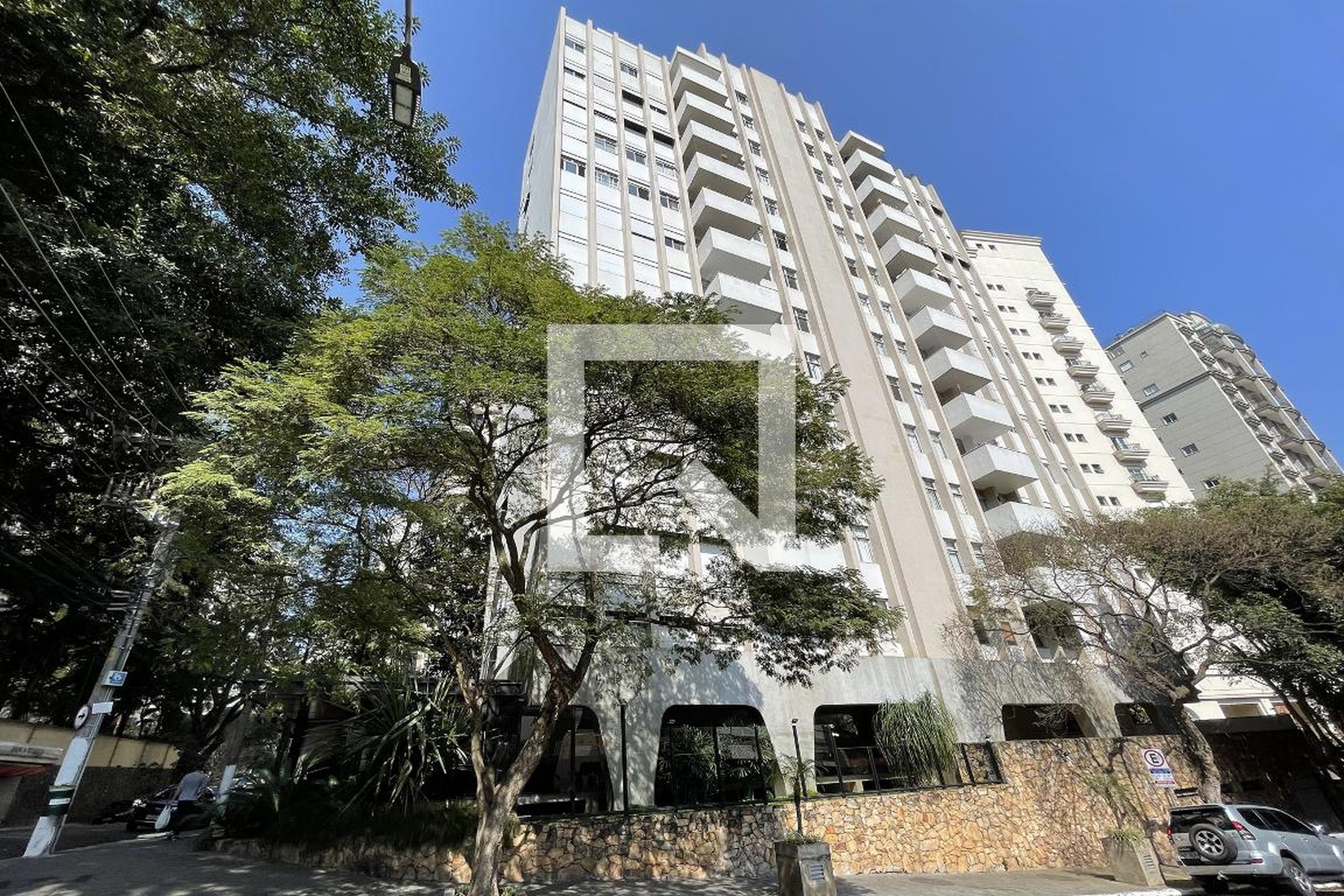 Fachada Condomínio Paço dos Arcos