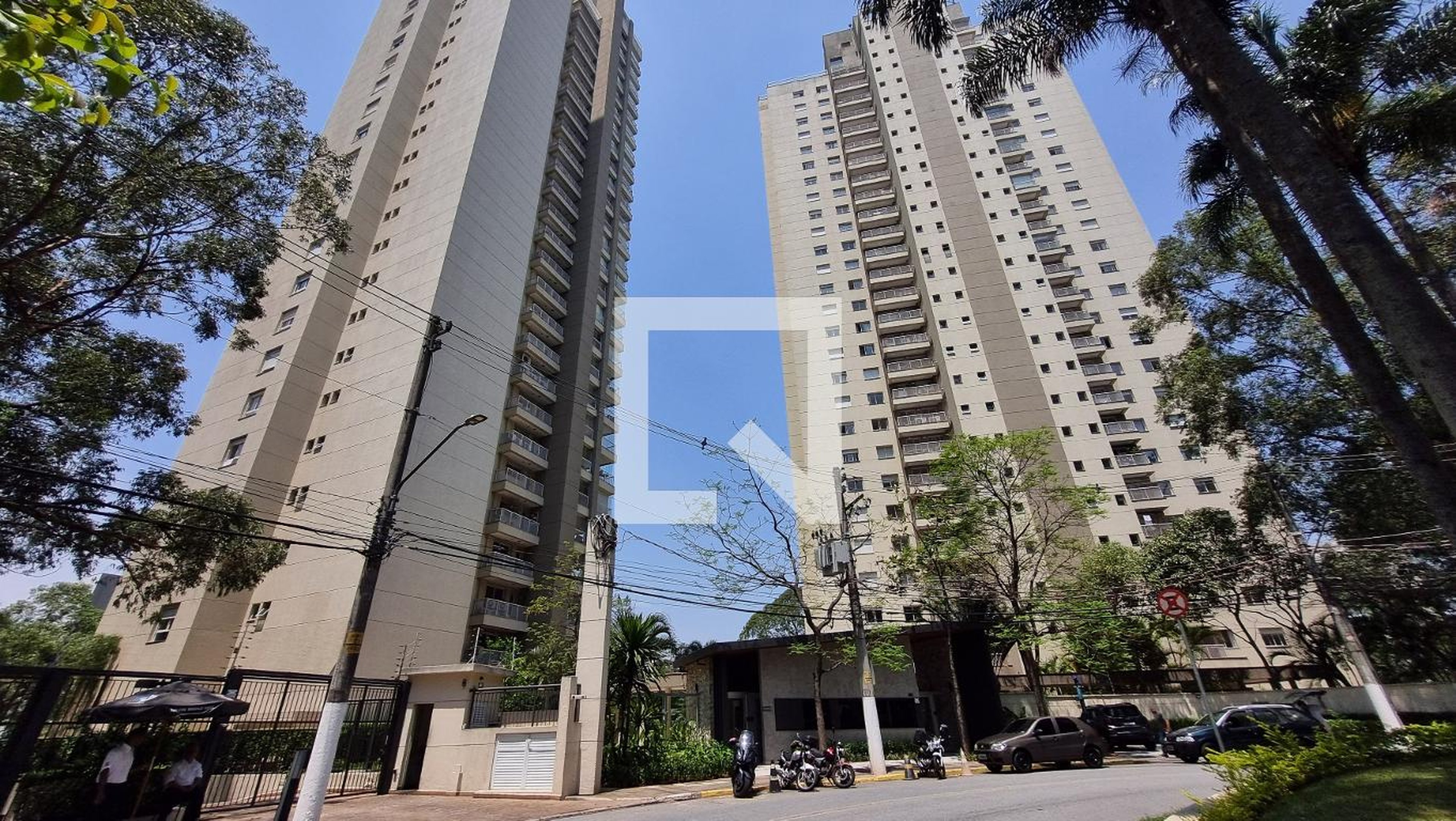 Fachada Condomínio Águas de Março