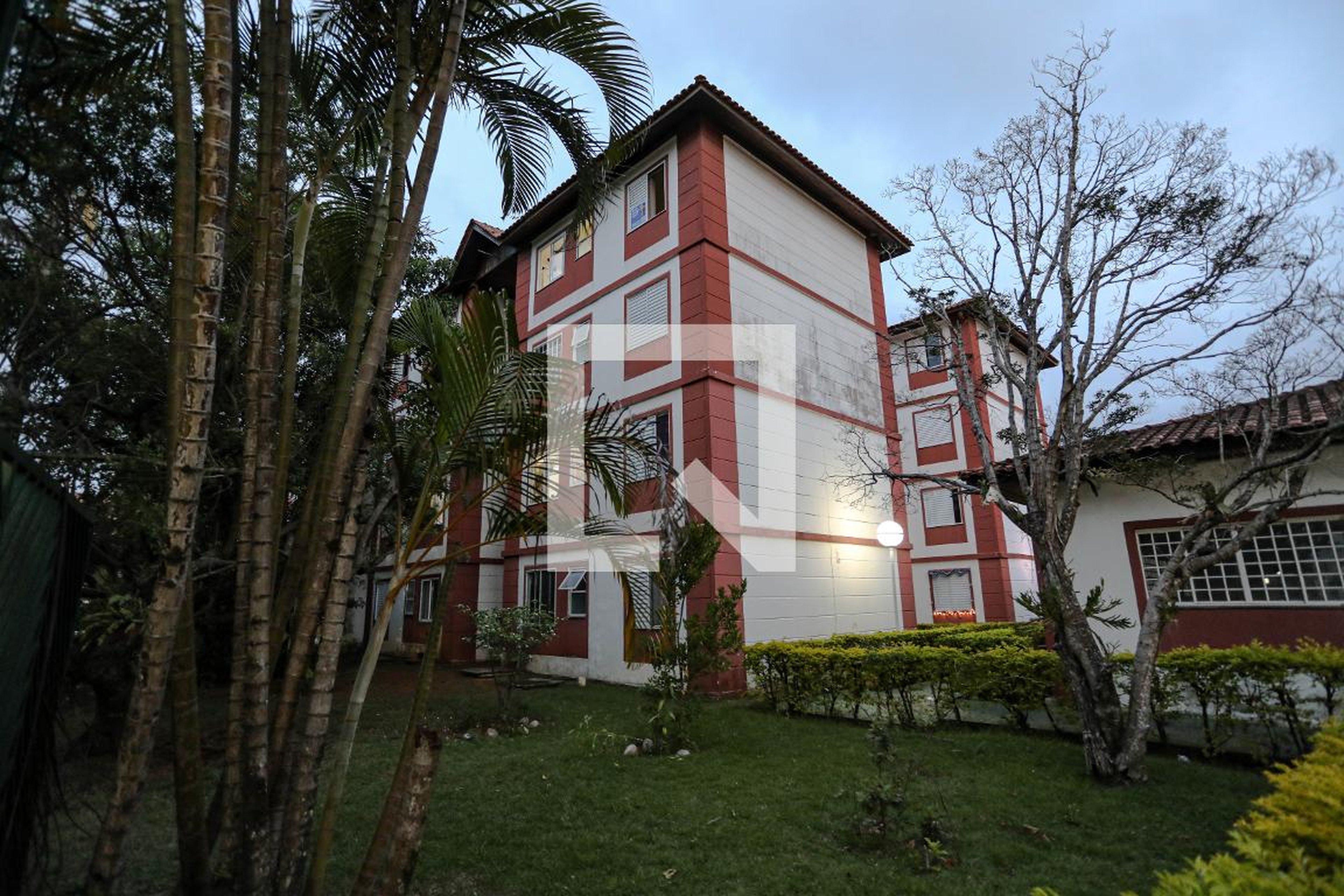 Fachada Condomínio Portal do Bosque