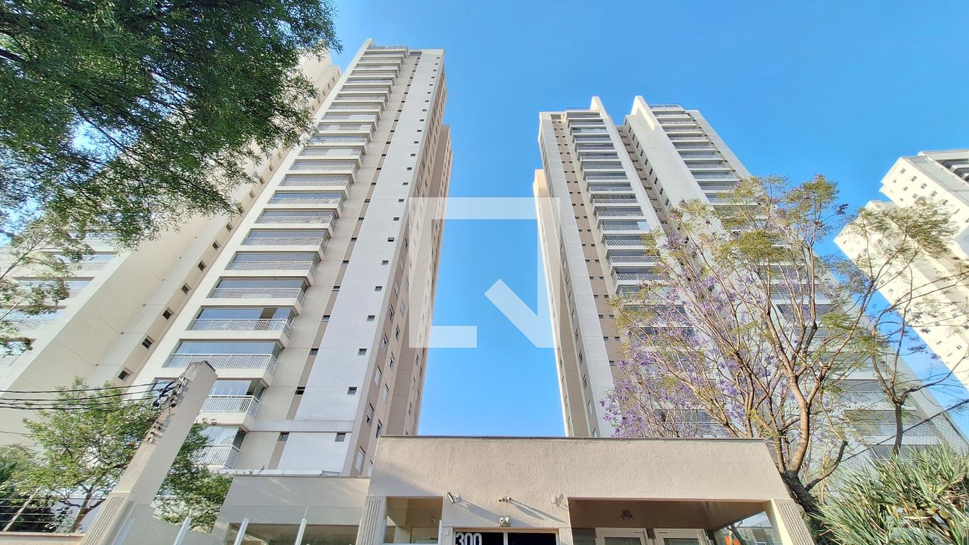 Fachada Condomínio Terraças Alto da Lapa