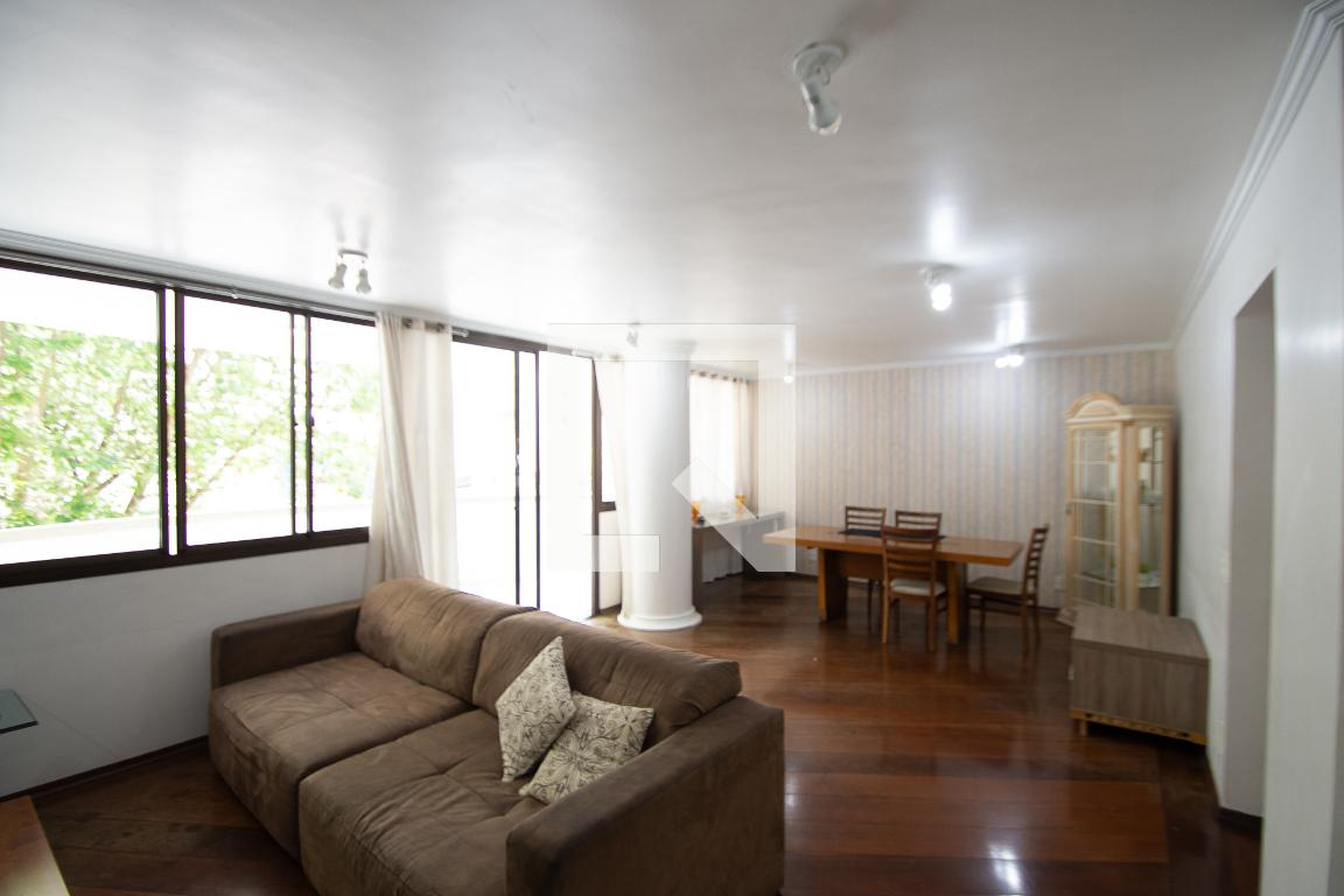 entrada - Edifício Luiz Meireles