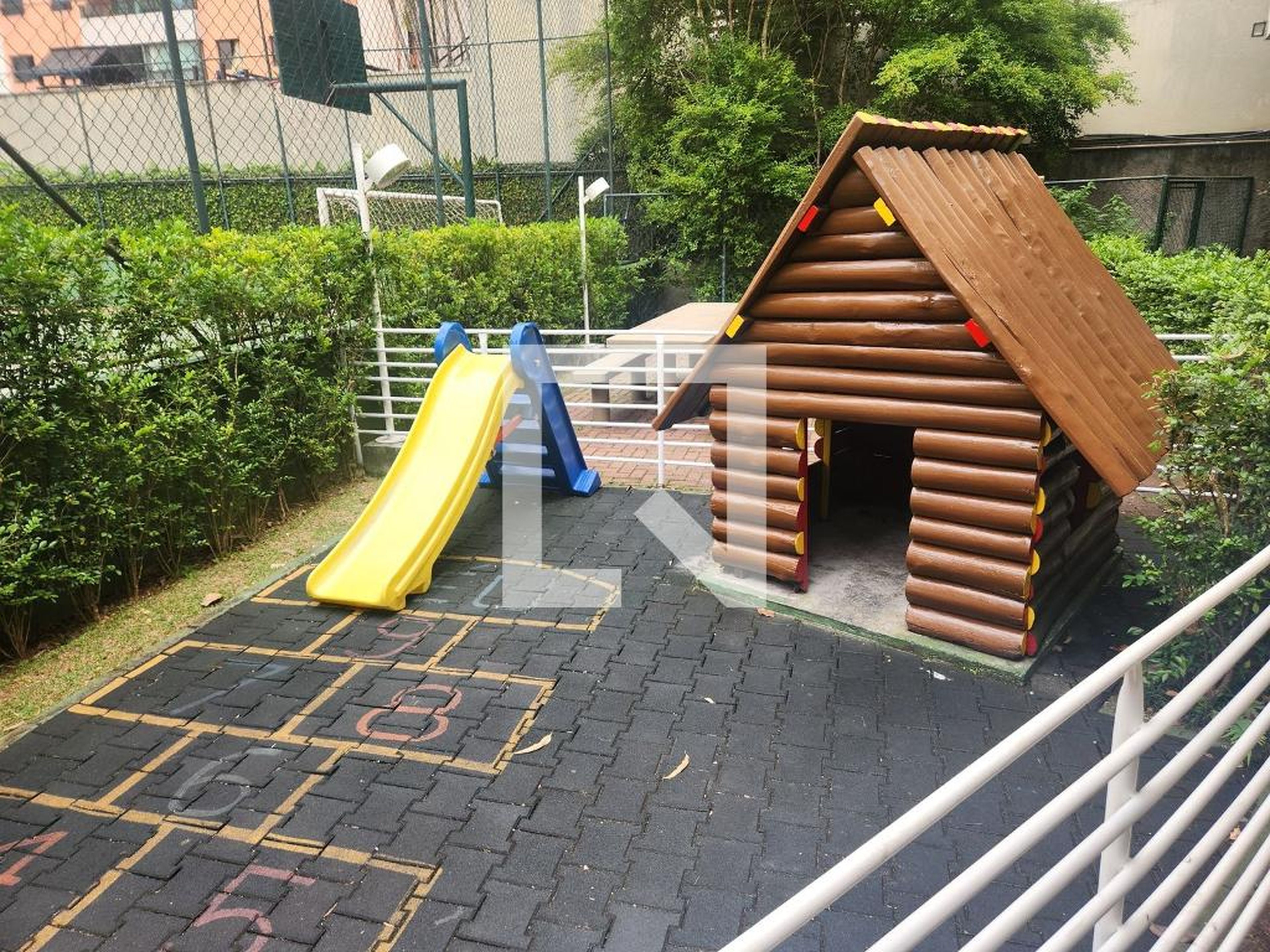 Playground - Costa do Sol