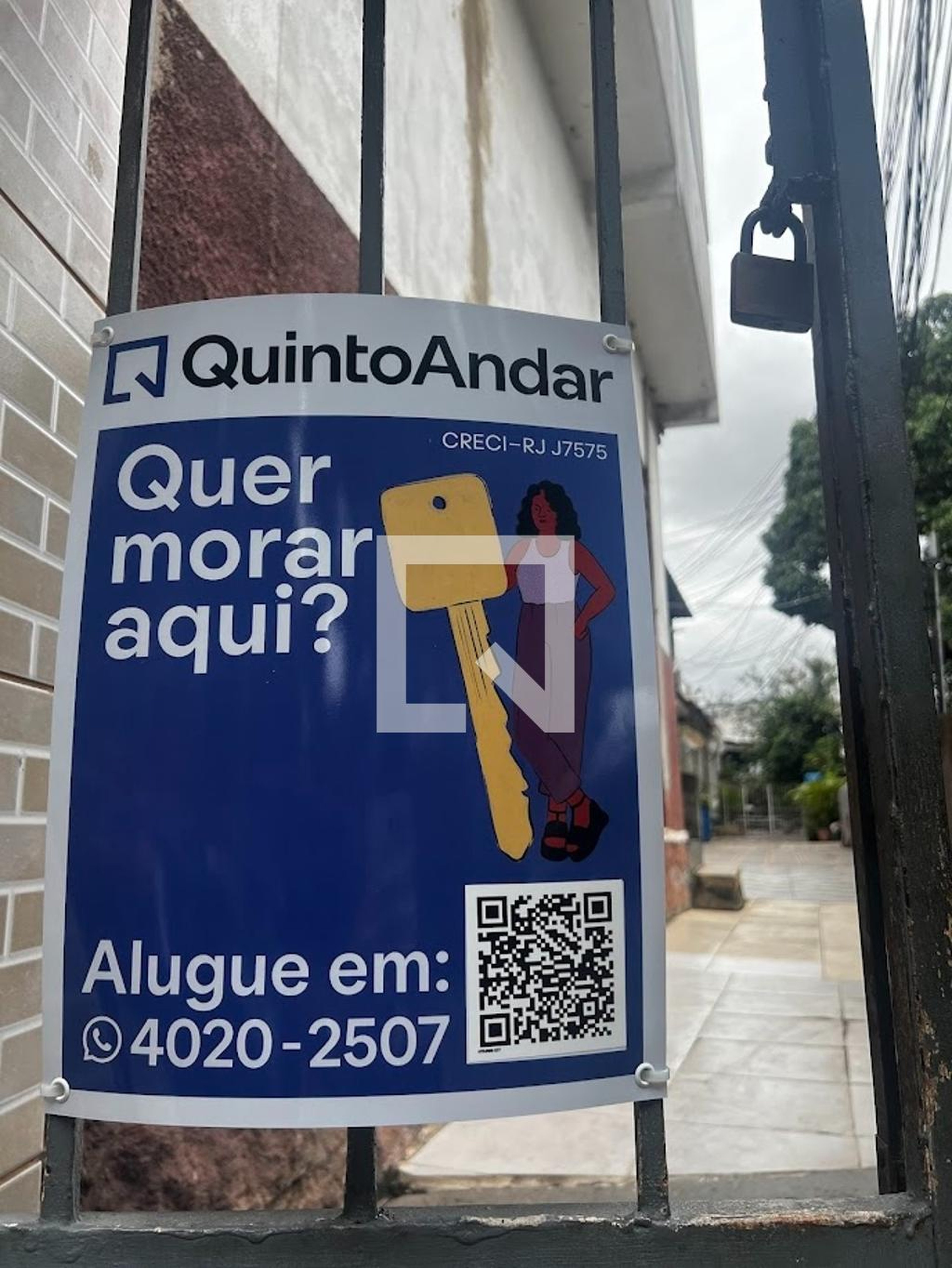 Fachada Condomínio em Rua Lopes Trovão, 360