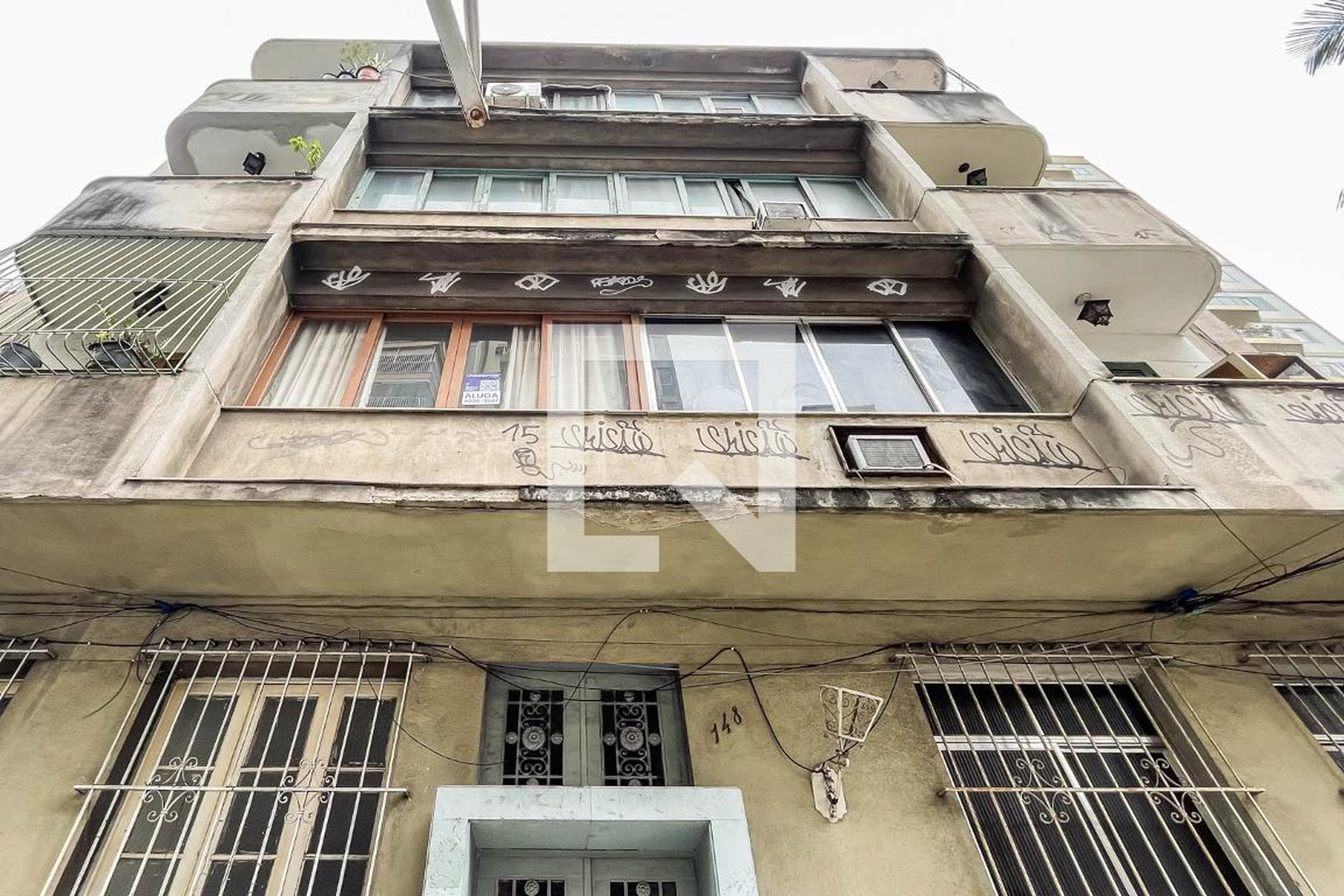 Fachada Condomínio em Rua Visconde de Santa Isabel, 148