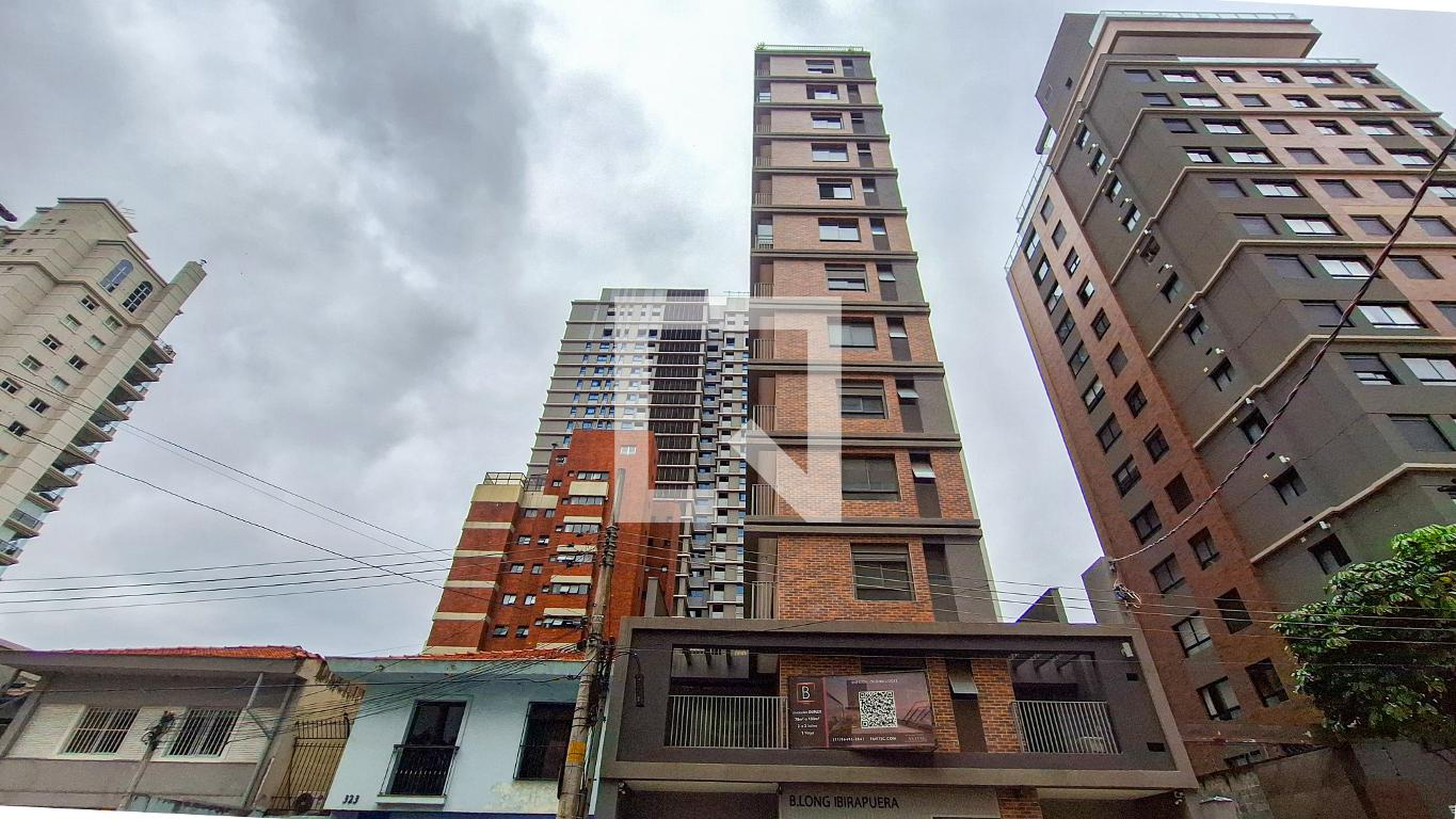 Fachada do Prédio Edifício B.Long Ibirapuera