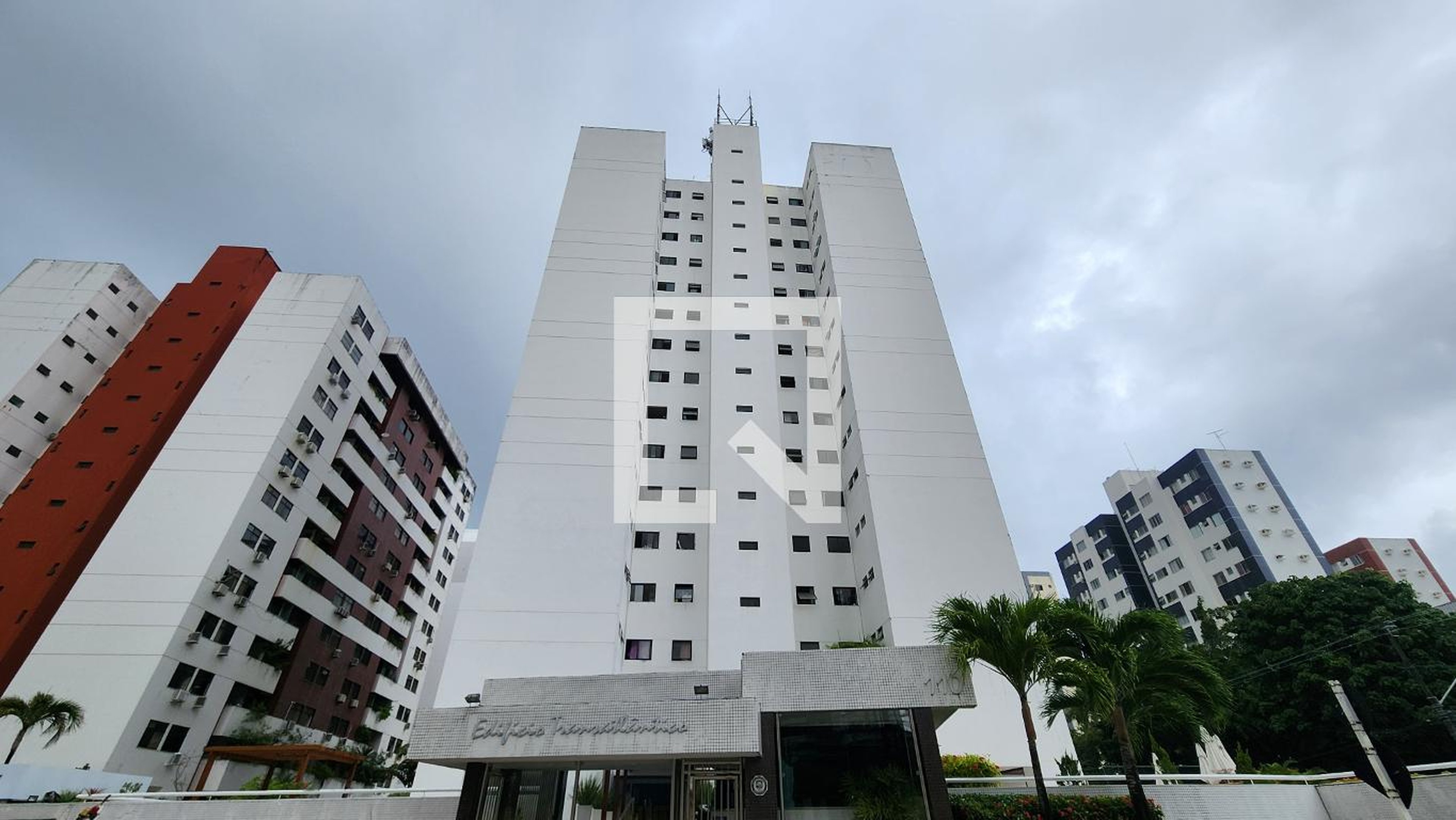 Fachada Condomínio Transatlântico